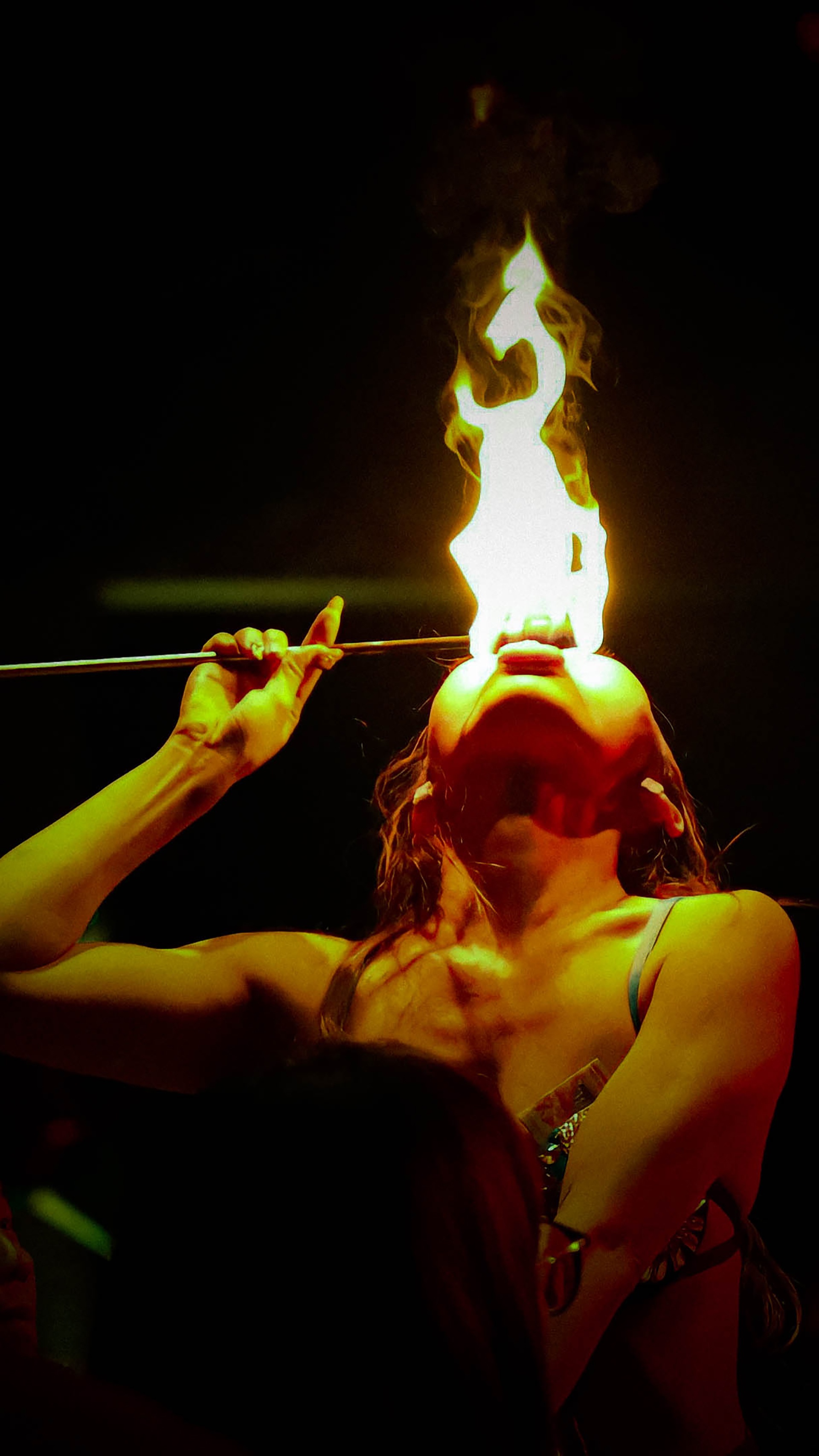 Nghệ sĩ múa lửa ảnh 22 Nghe si mua lua anh 22