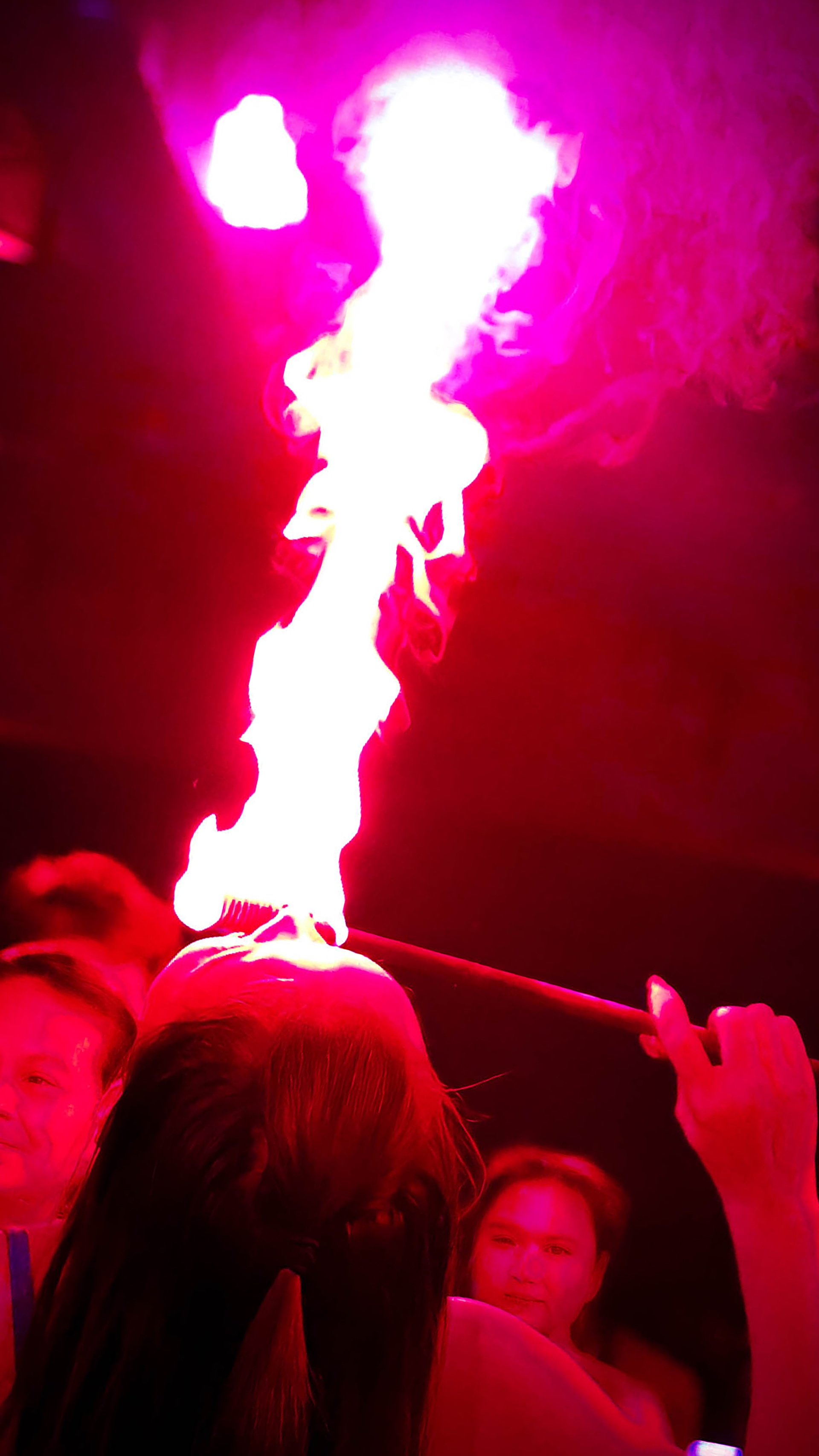 Nghệ sĩ múa lửa ảnh 24 Nghe si mua lua anh 24