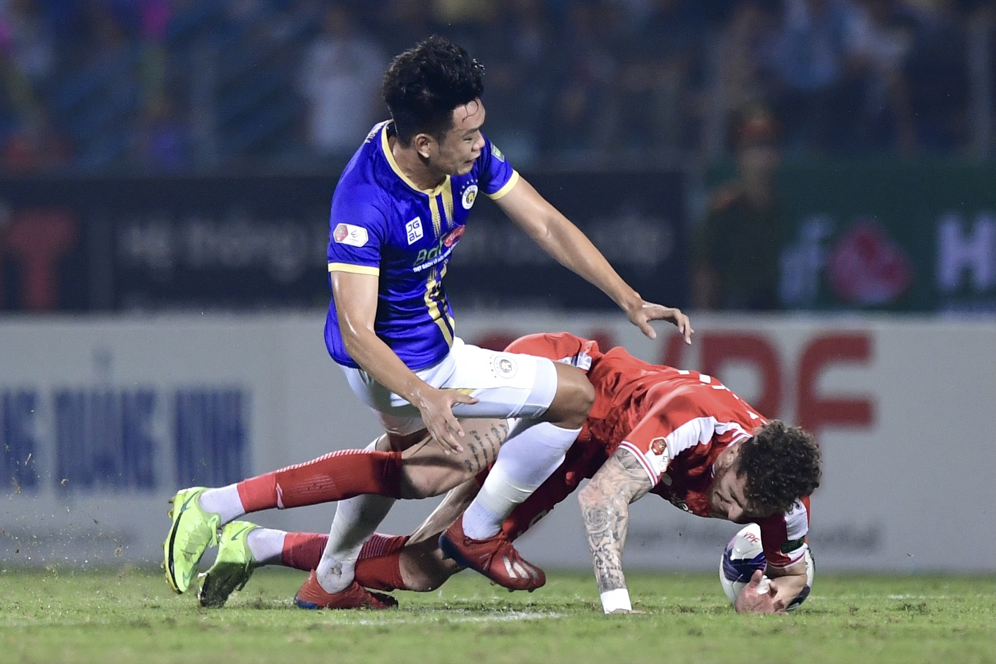 Thanh Chung chay mau mui anh 4