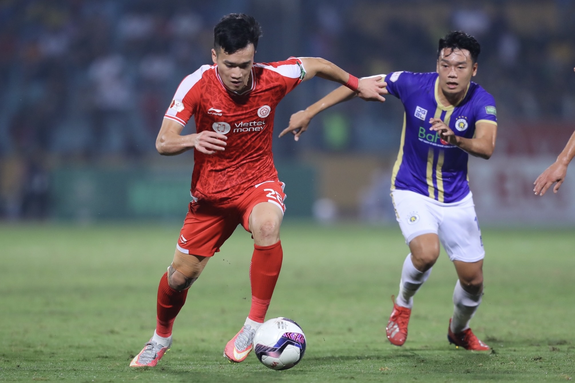 Thanh Chung chay mau mui anh 7