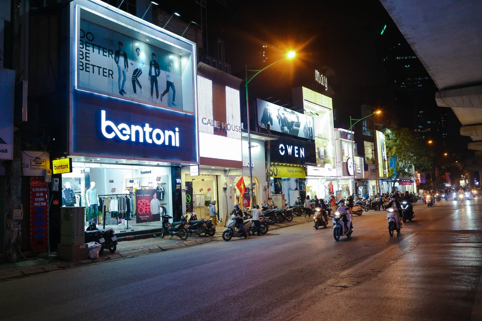 san sale Black Friday anh 1