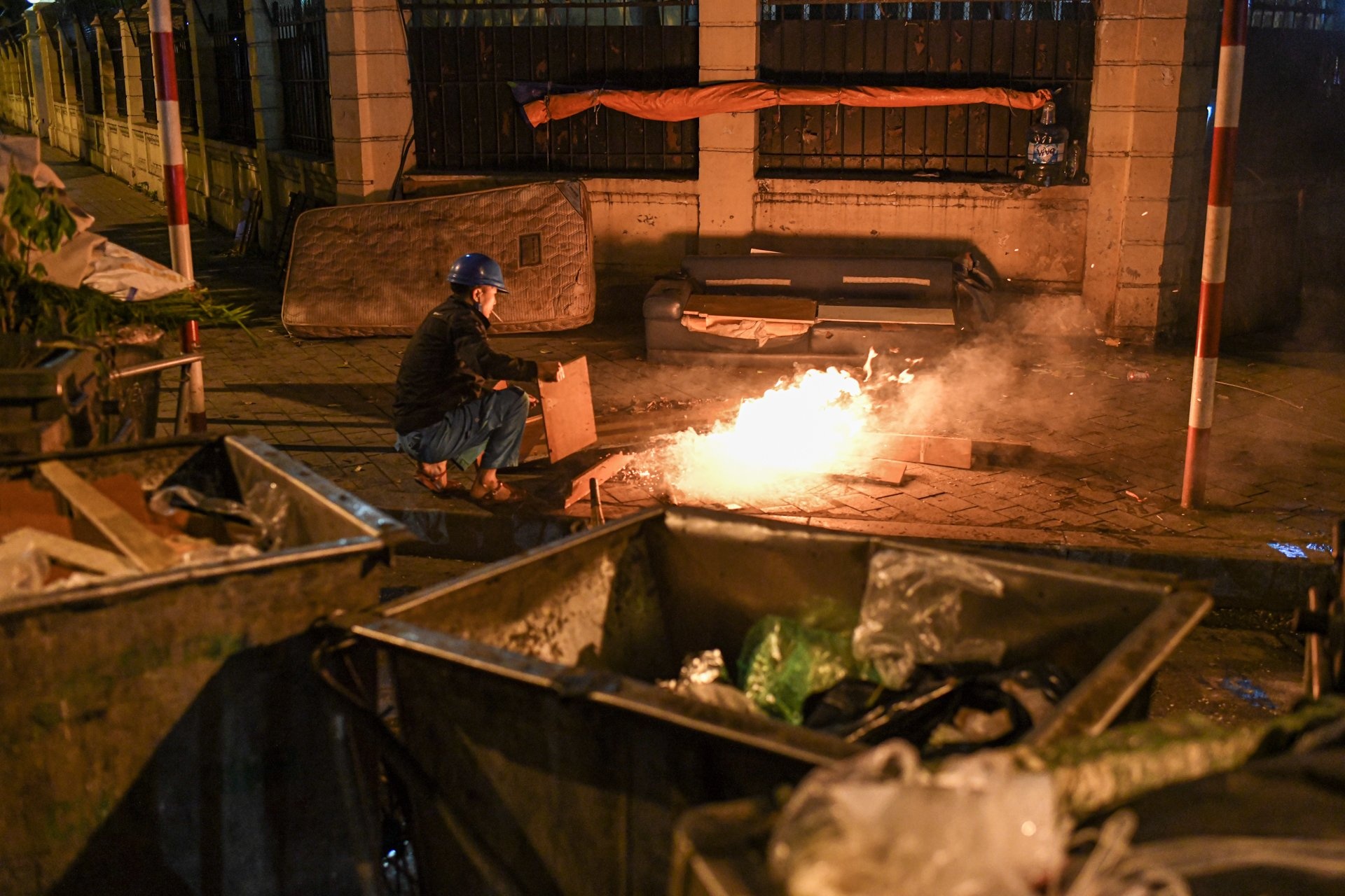 Dot lua suoi am anh 6