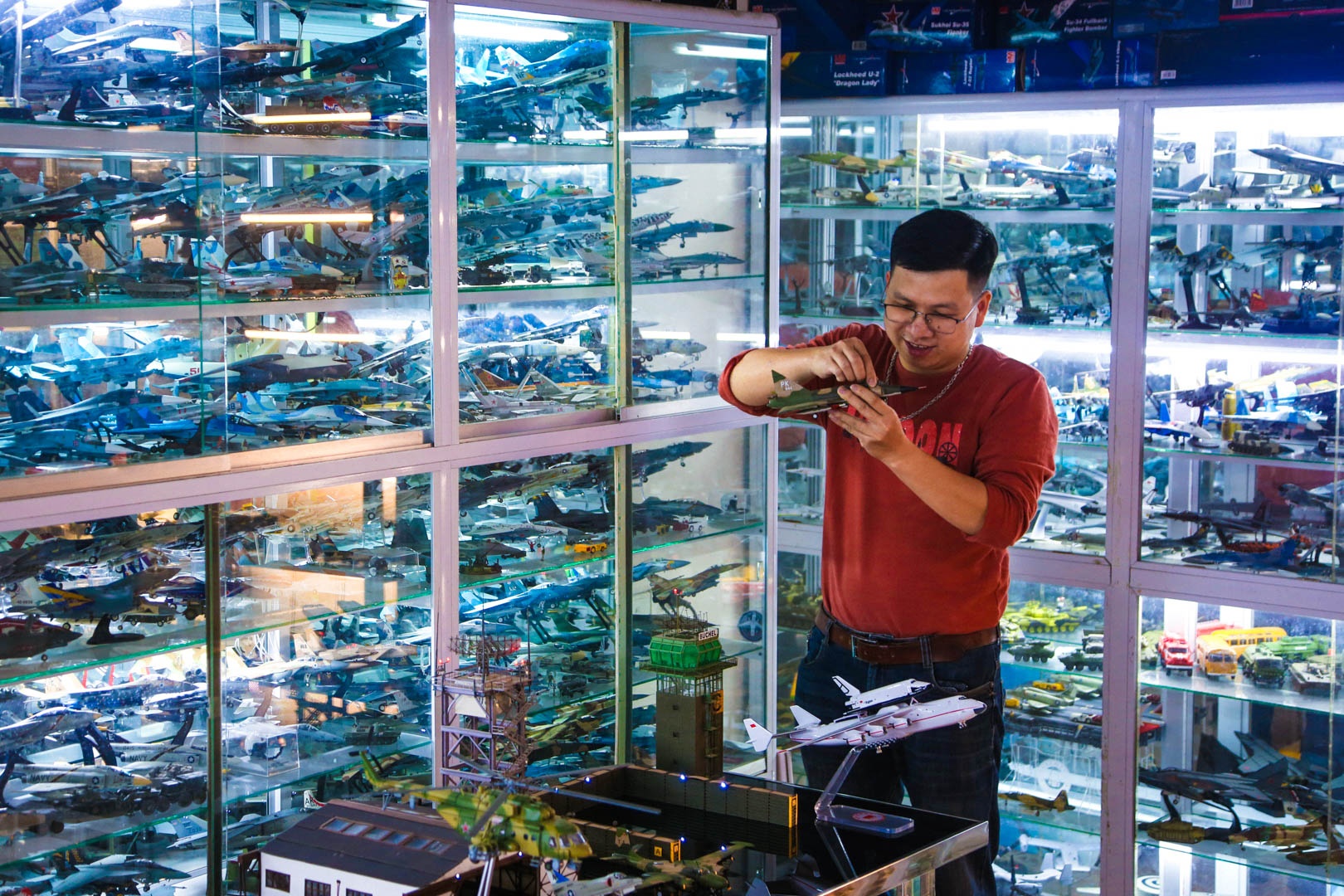 mo hinh quan su anh 11