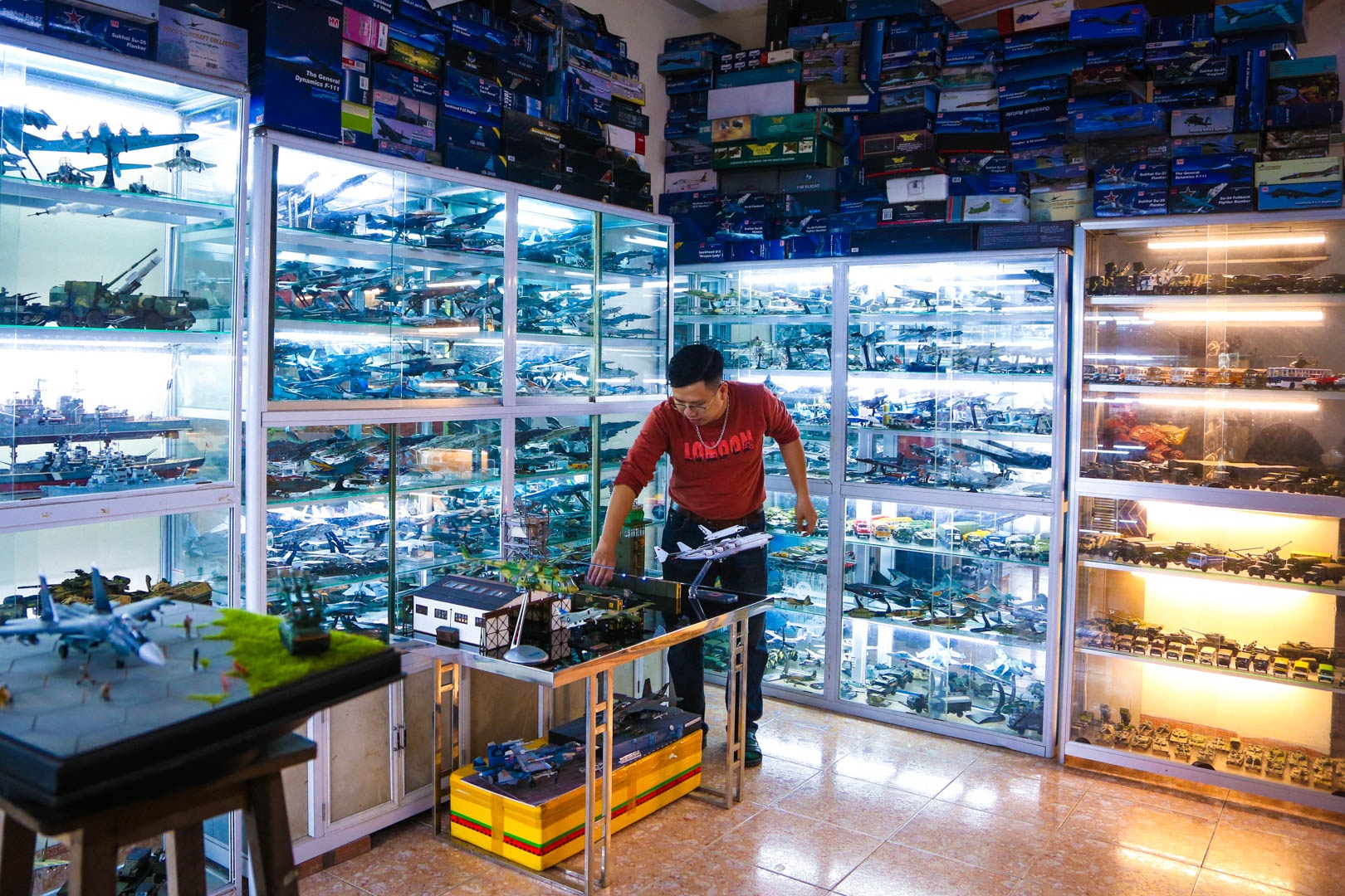 mo hinh quan su anh 1