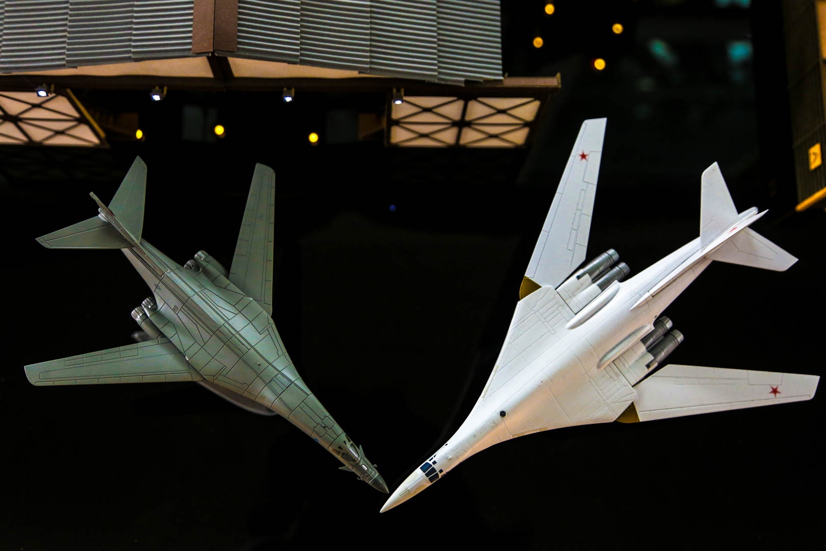 mo hinh quan su anh 5