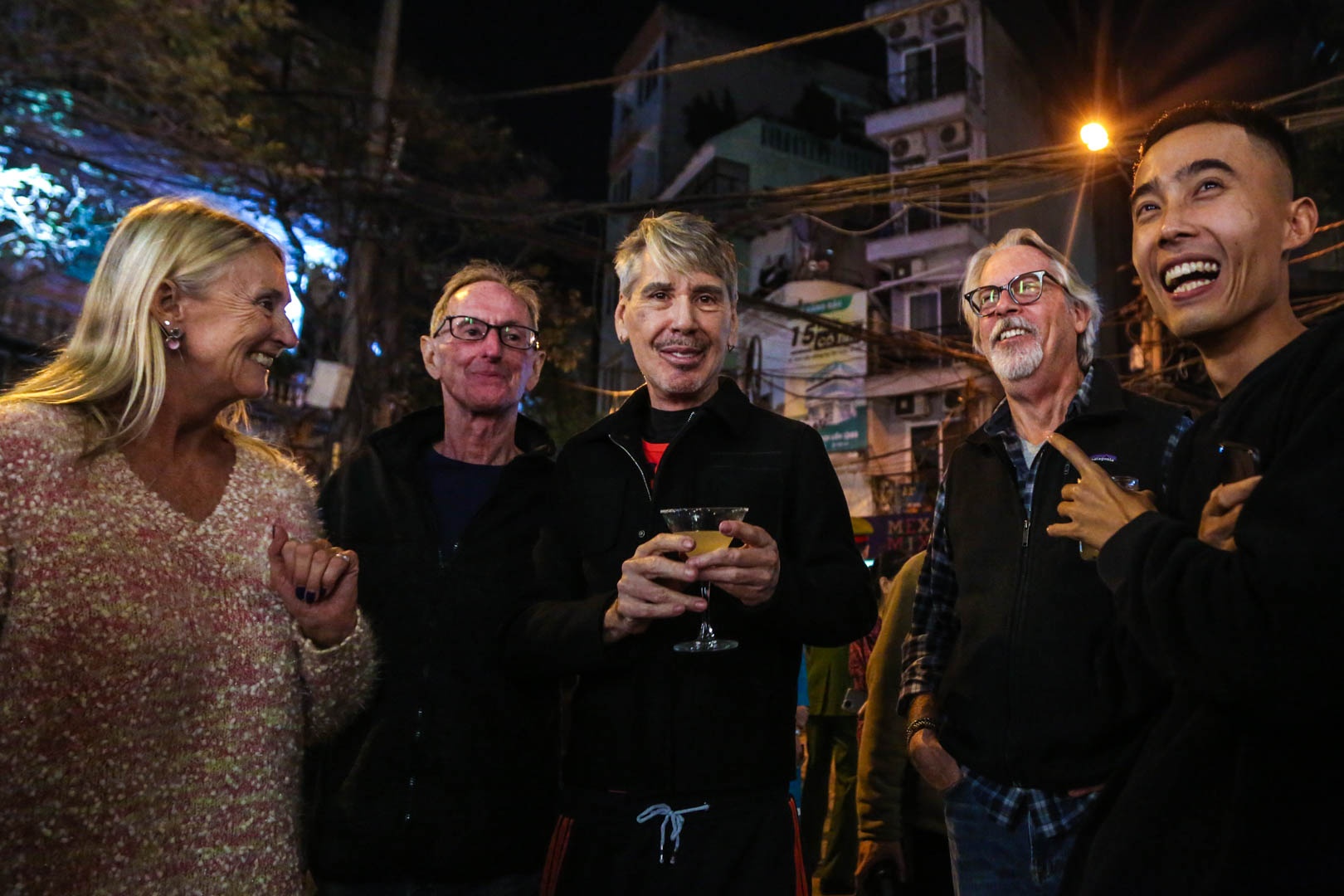 pho am thuc di bo anh 6