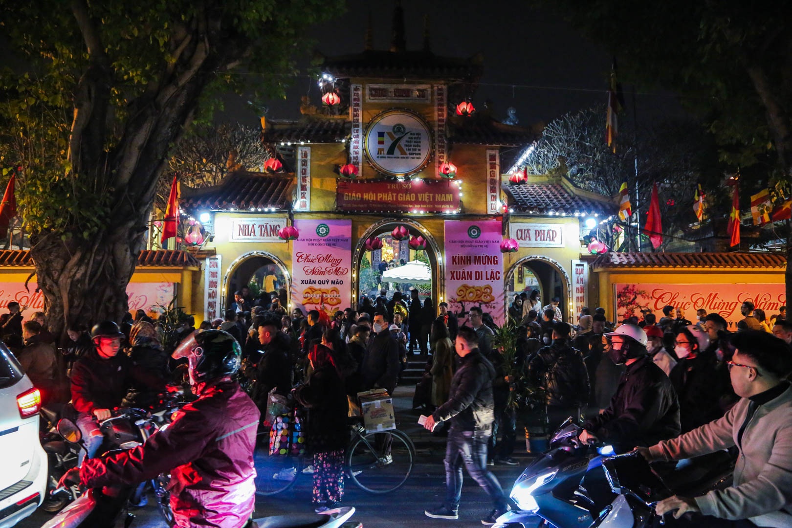 di chua cau phuc anh 1