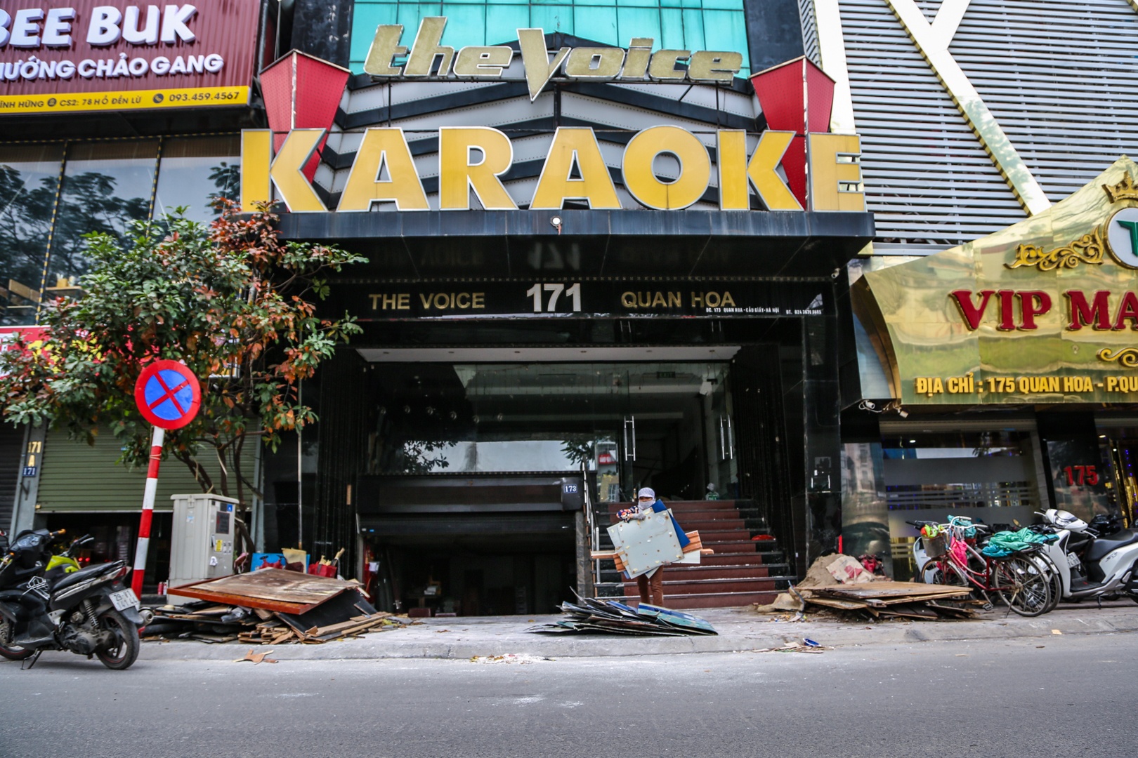 thang thoat hiem ngoai troi anh 8