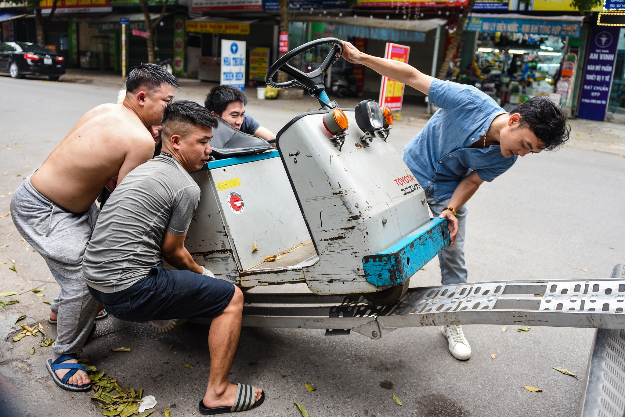 Suu tap xe motor co anh 15