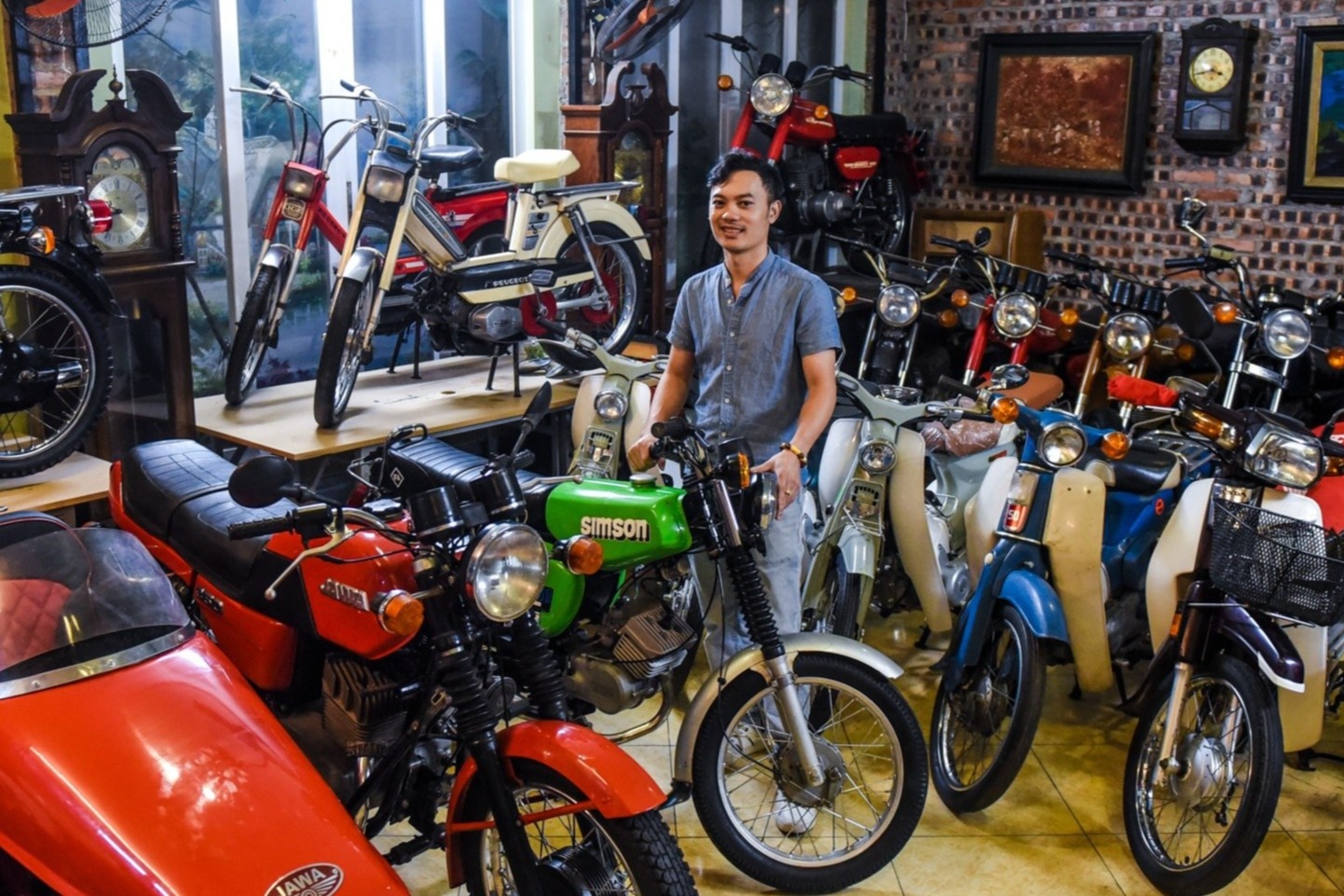 Sidecar, Lambro va loat xe co tien ty cua 9x Ha Noi hinh anh