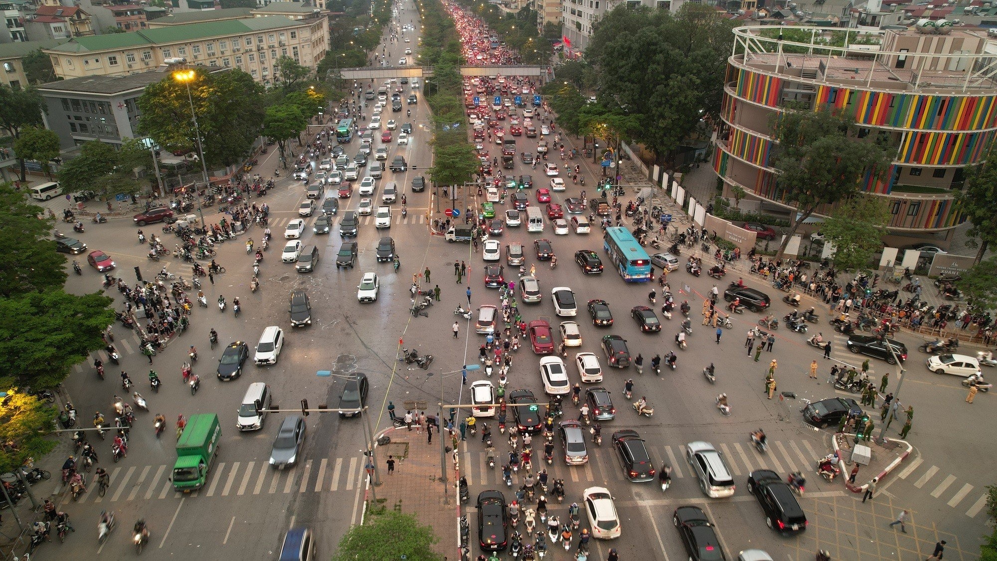 oto tong 17 xe may anh 1