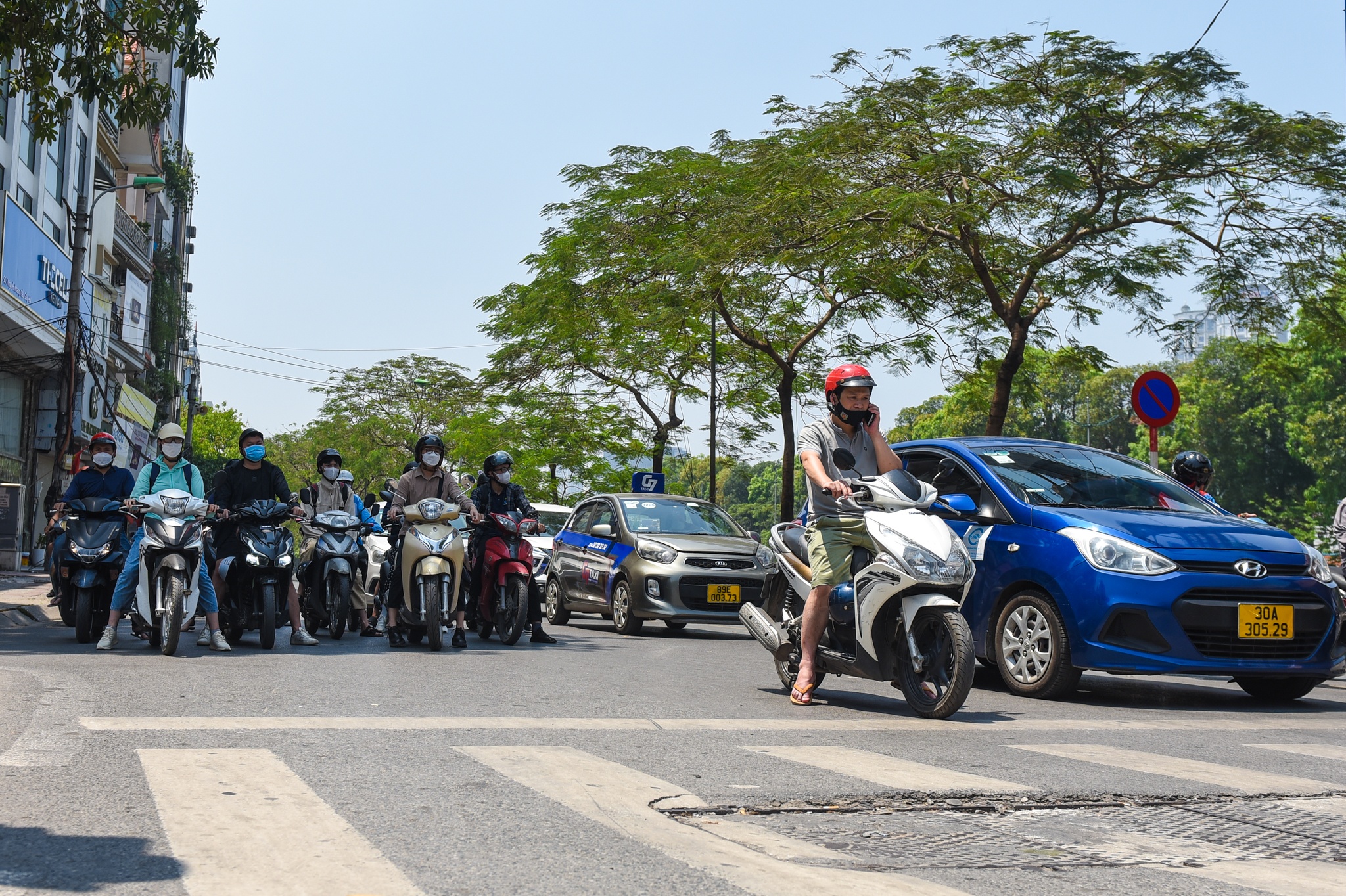 Ha Noi nang nong anh 2