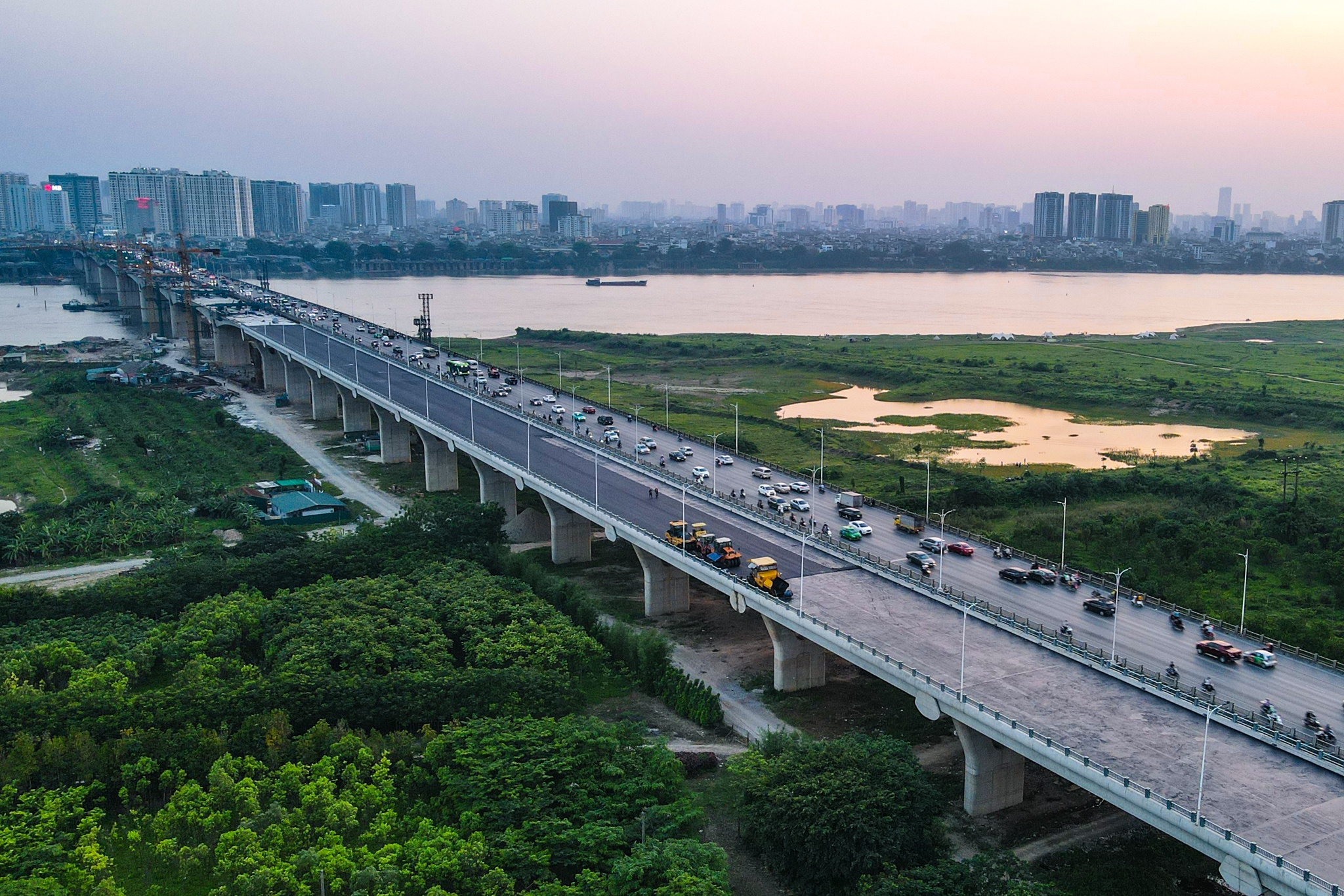 thi cong cau Vinh Tuy anh 12