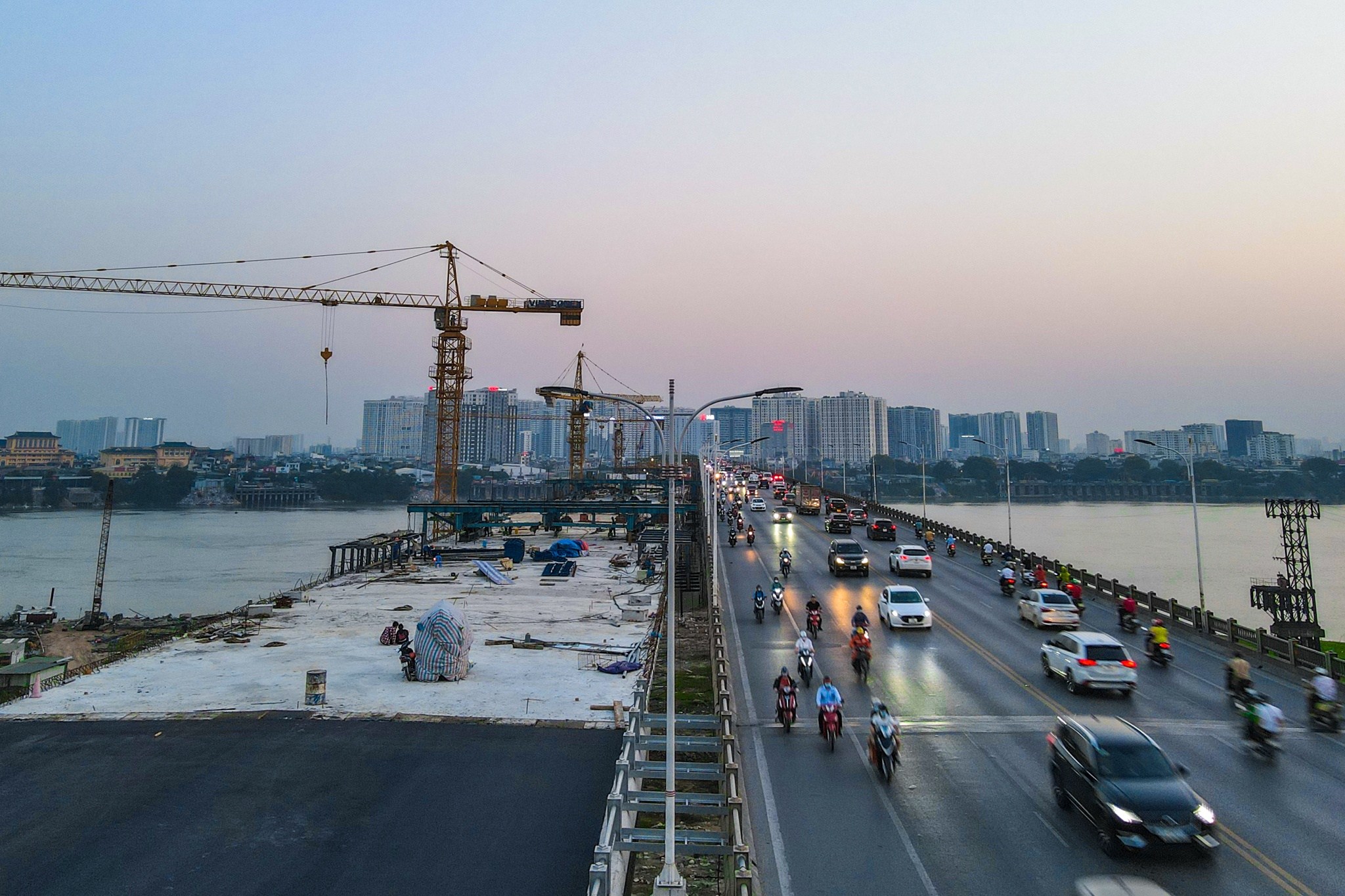 thi cong cau Vinh Tuy anh 1