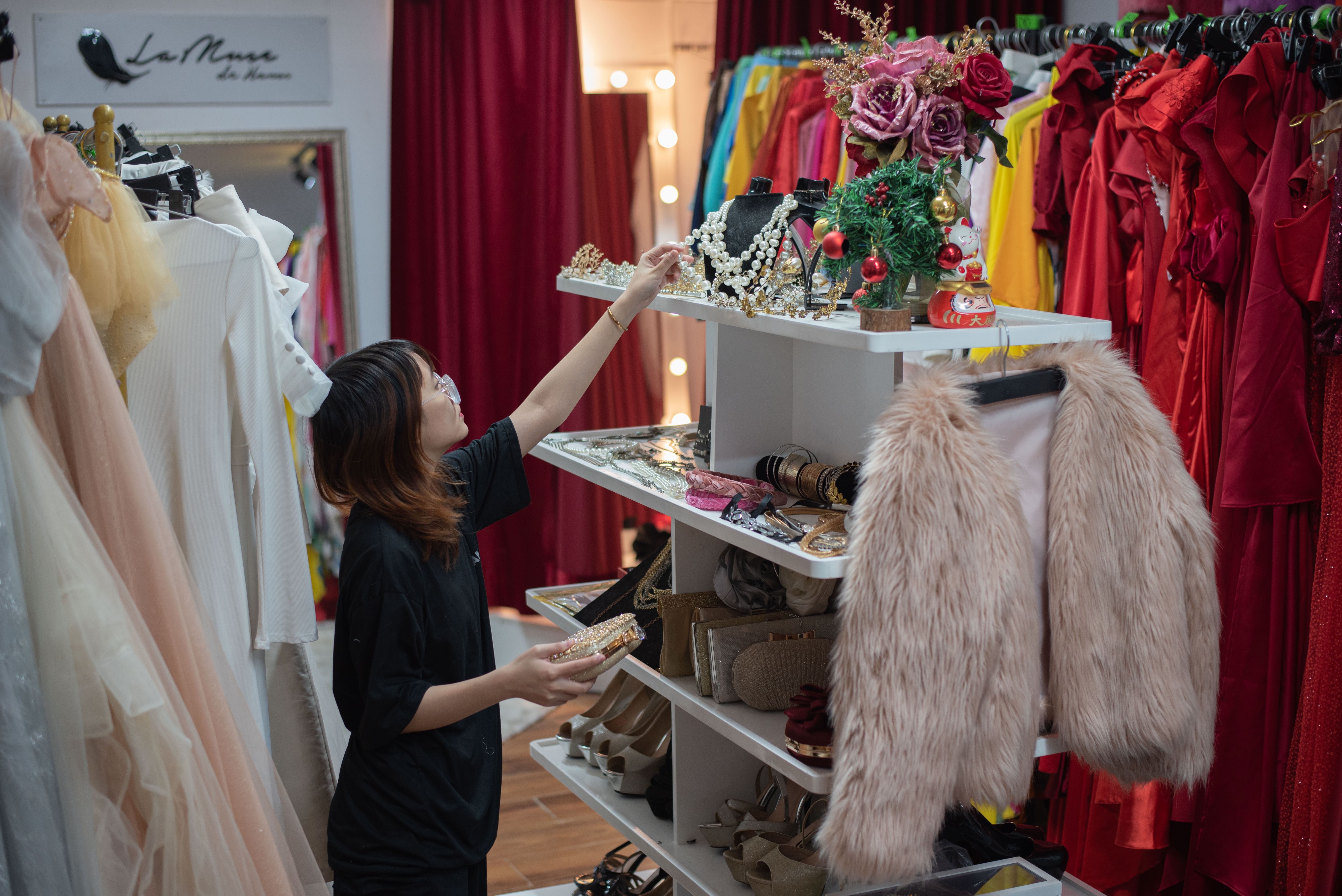 thuê váy đi tiệc ảnh 3 thue vay di tiec anh 3