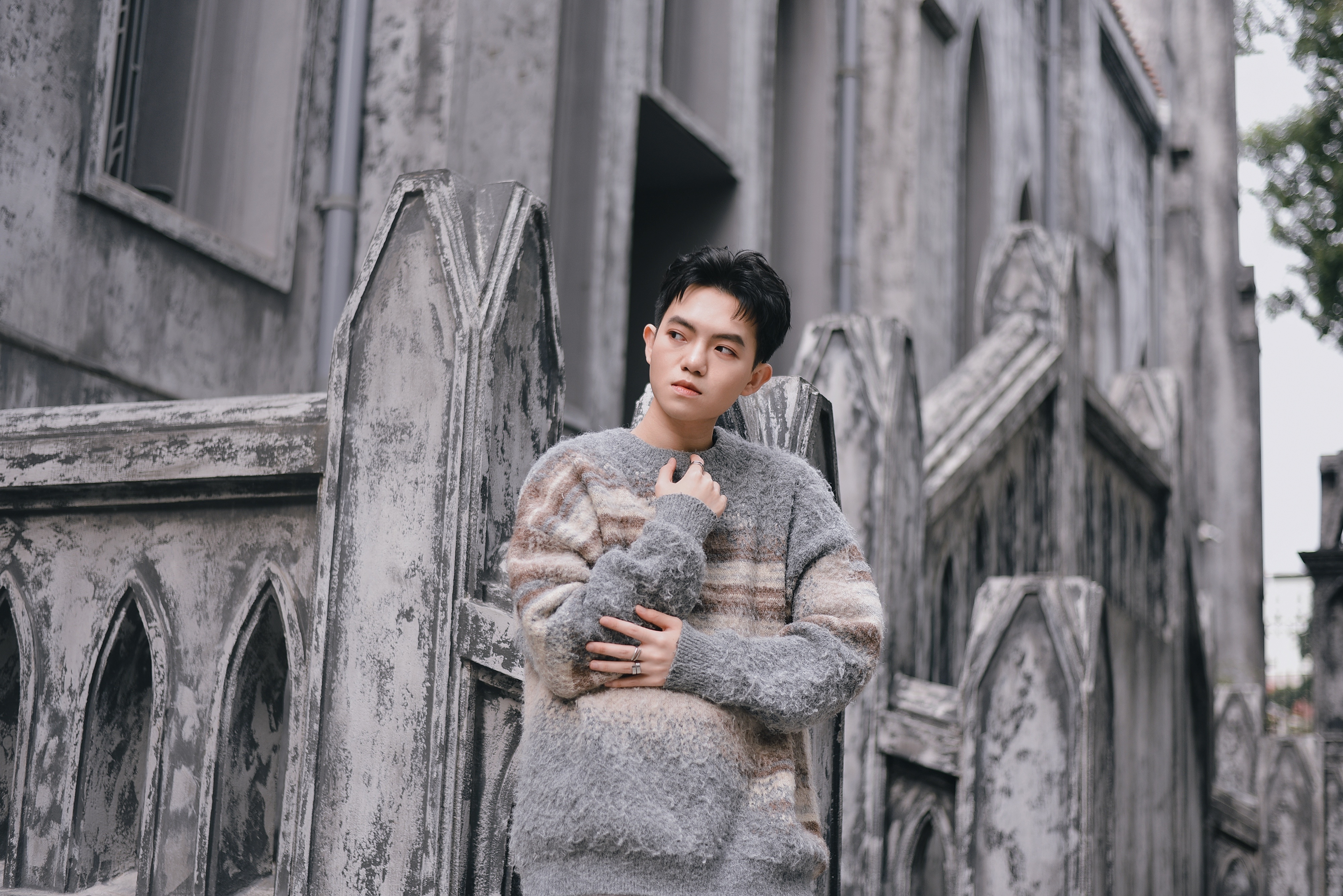 Phan Dang Hoang,  Z024, nha thiet ke thoi trang anh 3