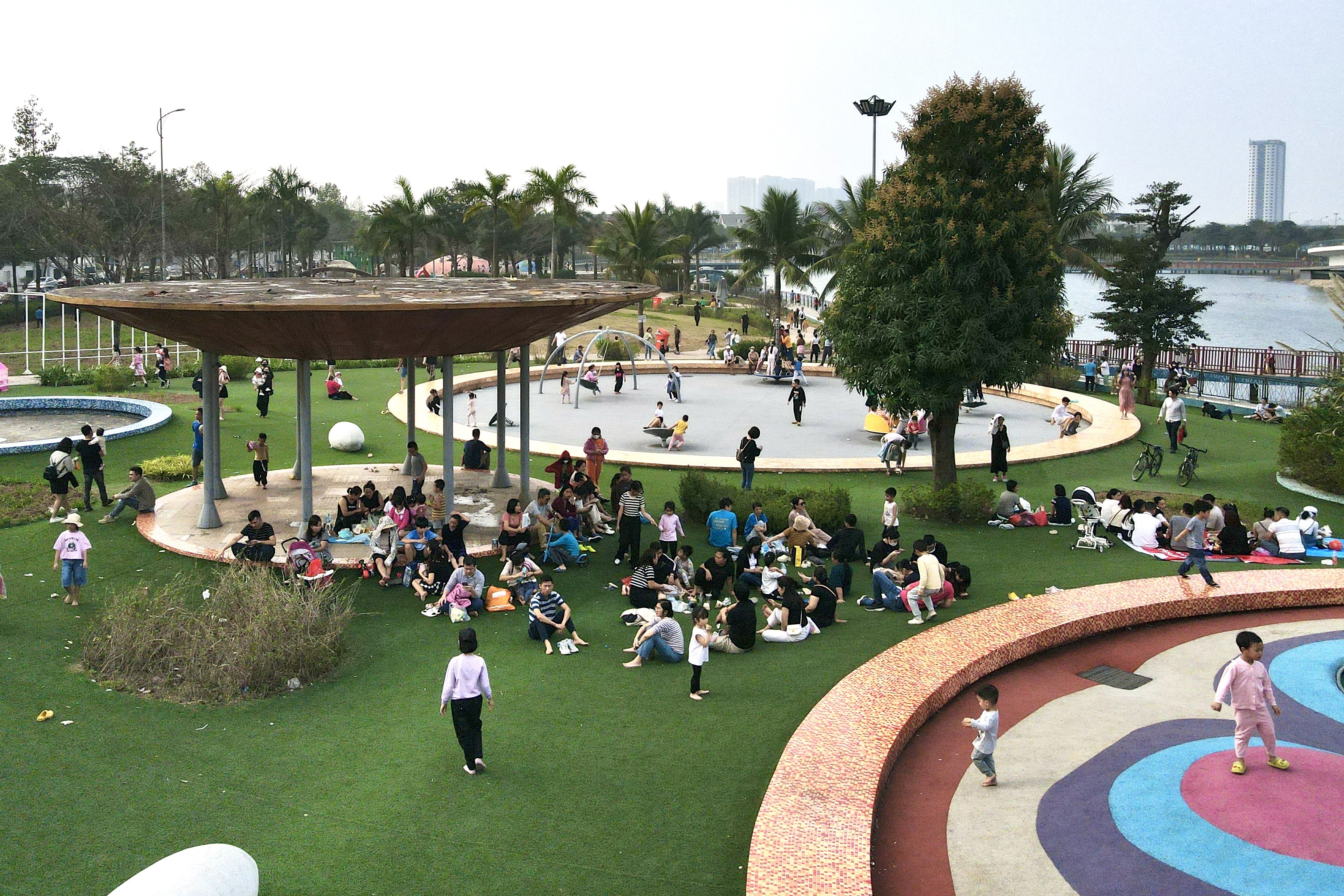 cong vien Thien van hoc anh 4