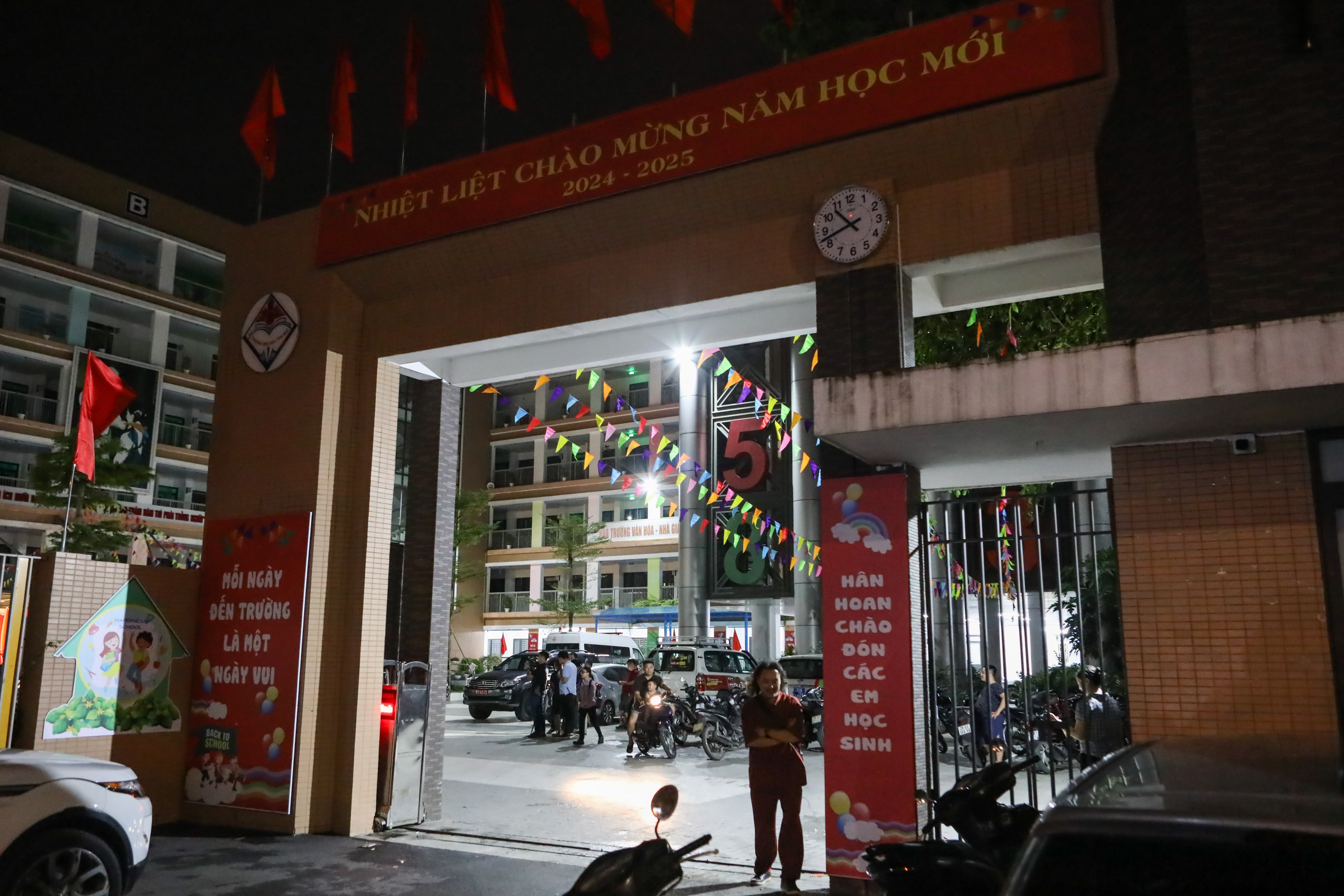 nguoi di doi tranh bao anh 9