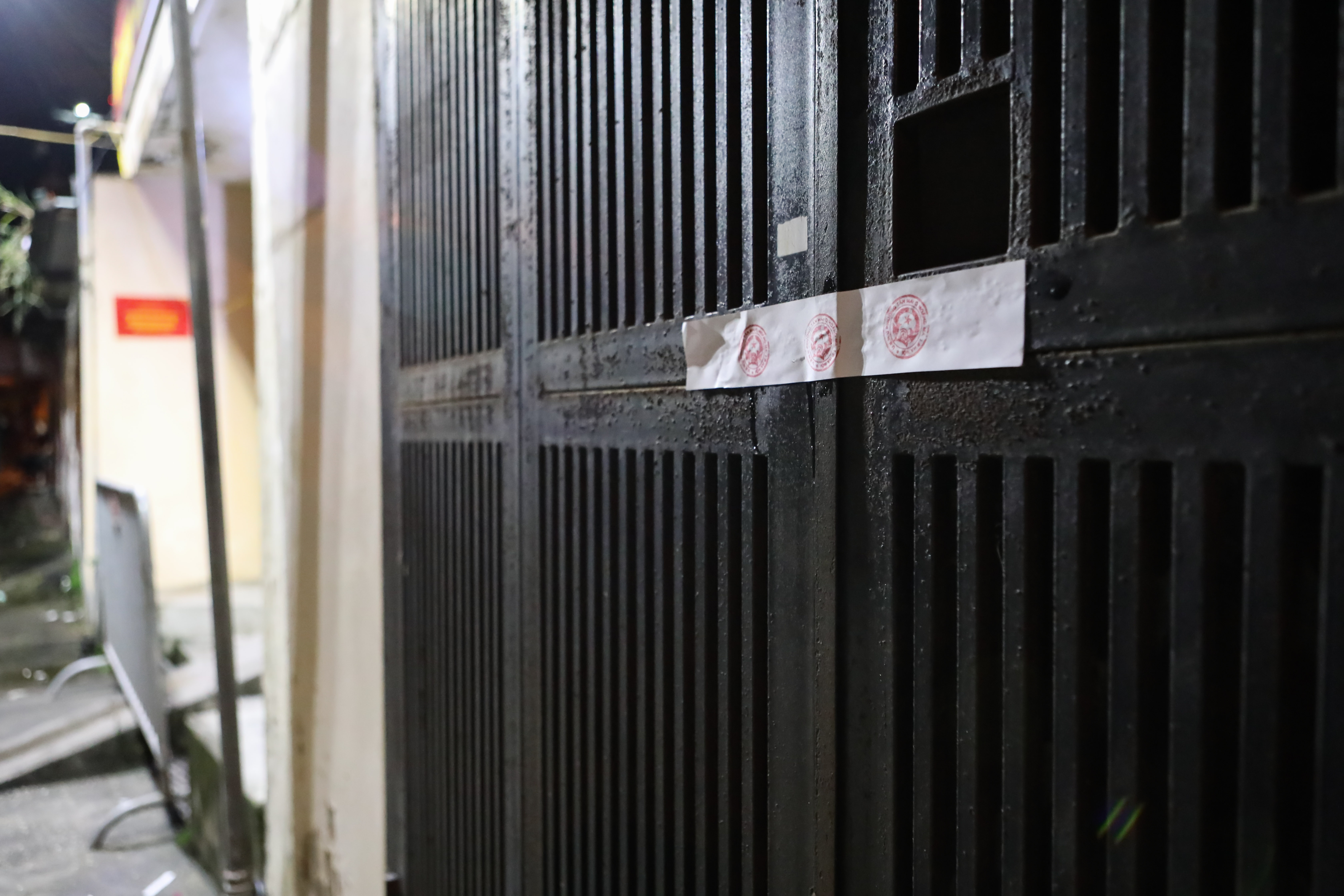 nguoi di doi tranh bao anh 5