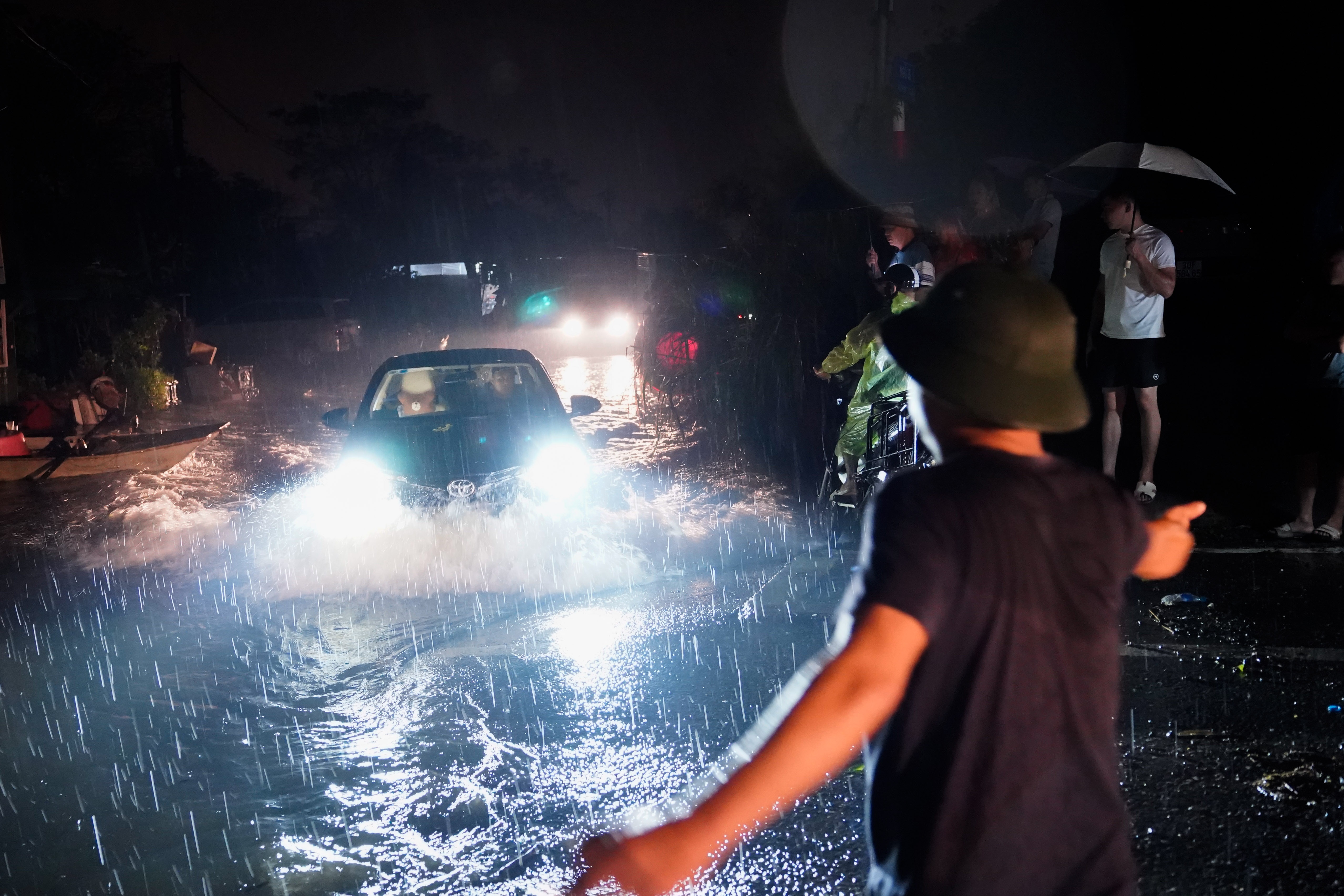 Hà Nội ngập nước ảnh 9 Ha Noi ngap nuoc anh 9