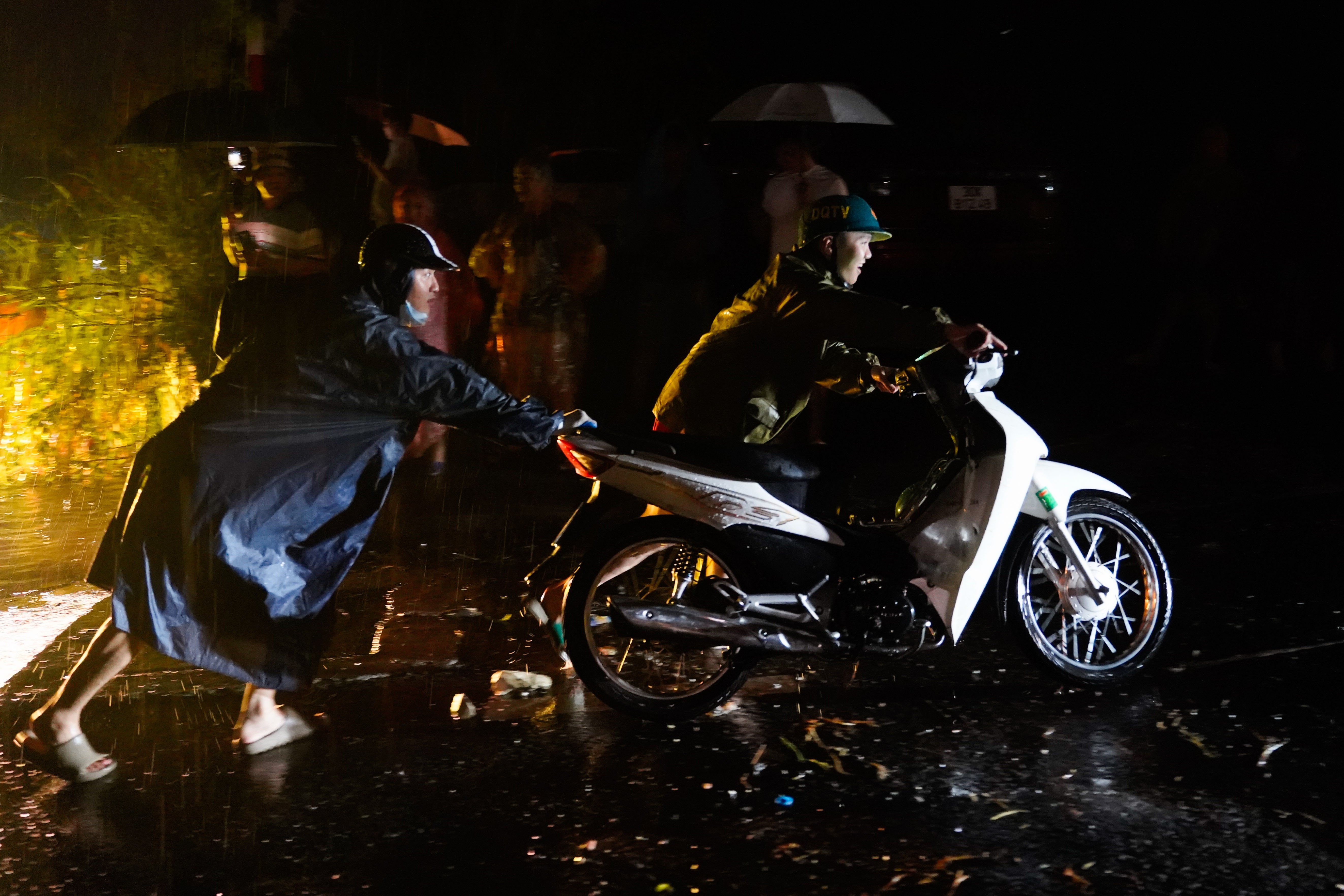 nước sông Hồng dâng cao ảnh 12 nuoc song Hong dang cao anh 12