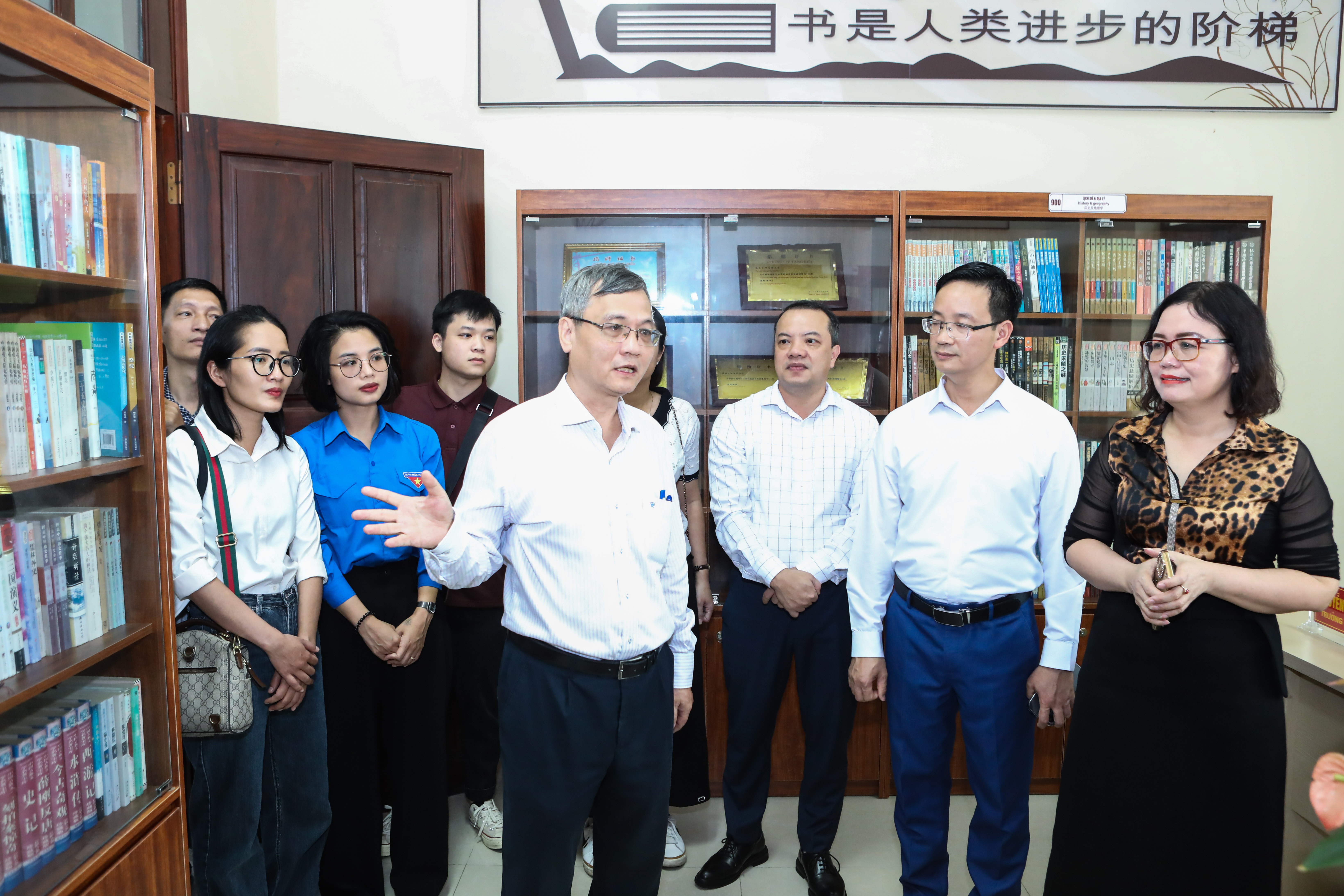 Hoi Xuat ban Viet Nam anh 5