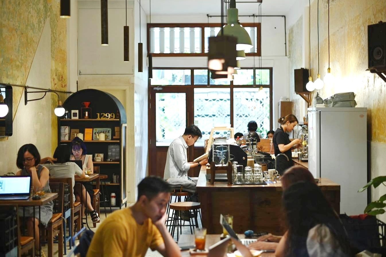 Nhung tiem ca phe an nau trong chung cu cu o TP.HCM hinh anh