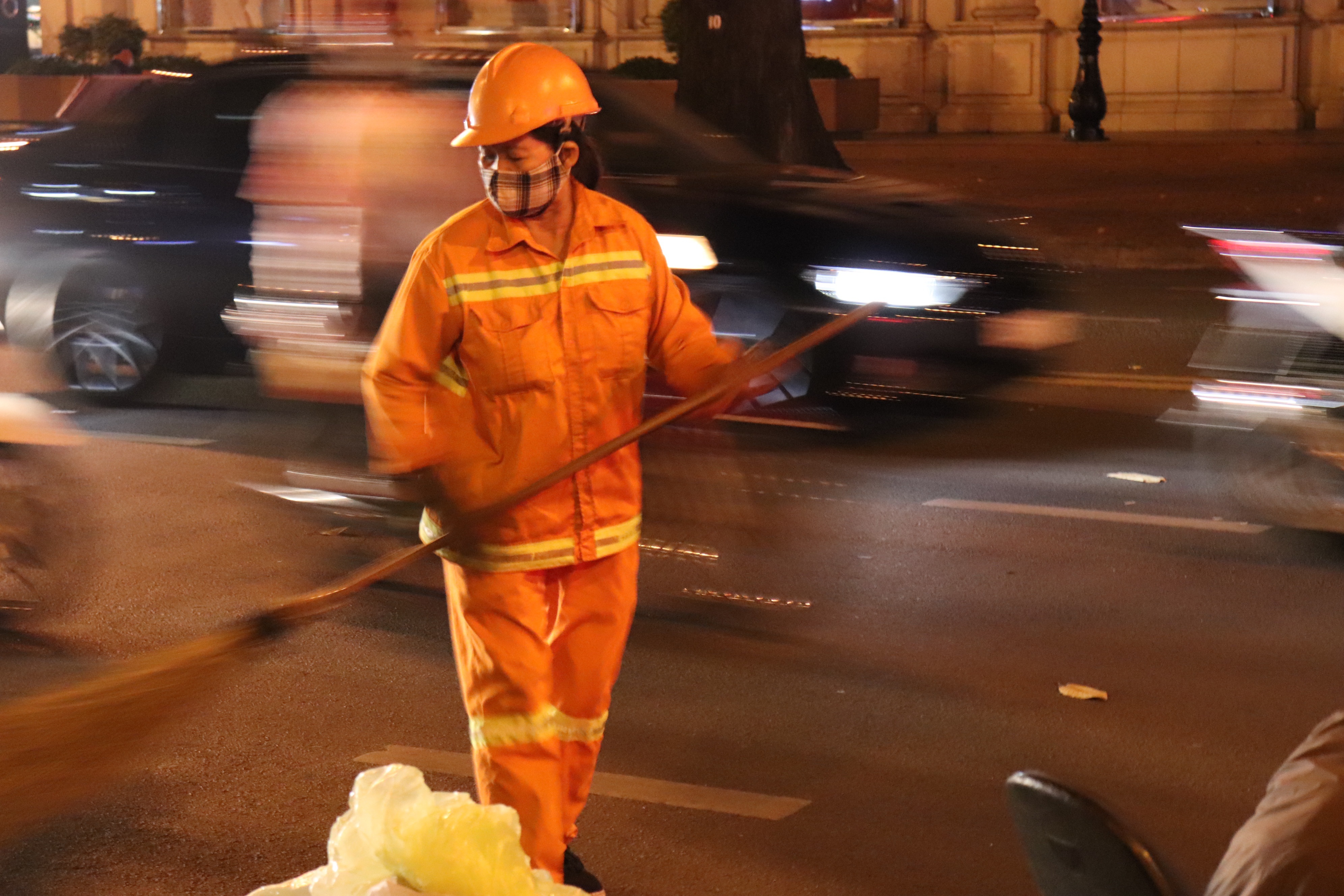 'Nhieu nam nay, vo chong toi khong duoc don giao thua ben nhau' hinh anh