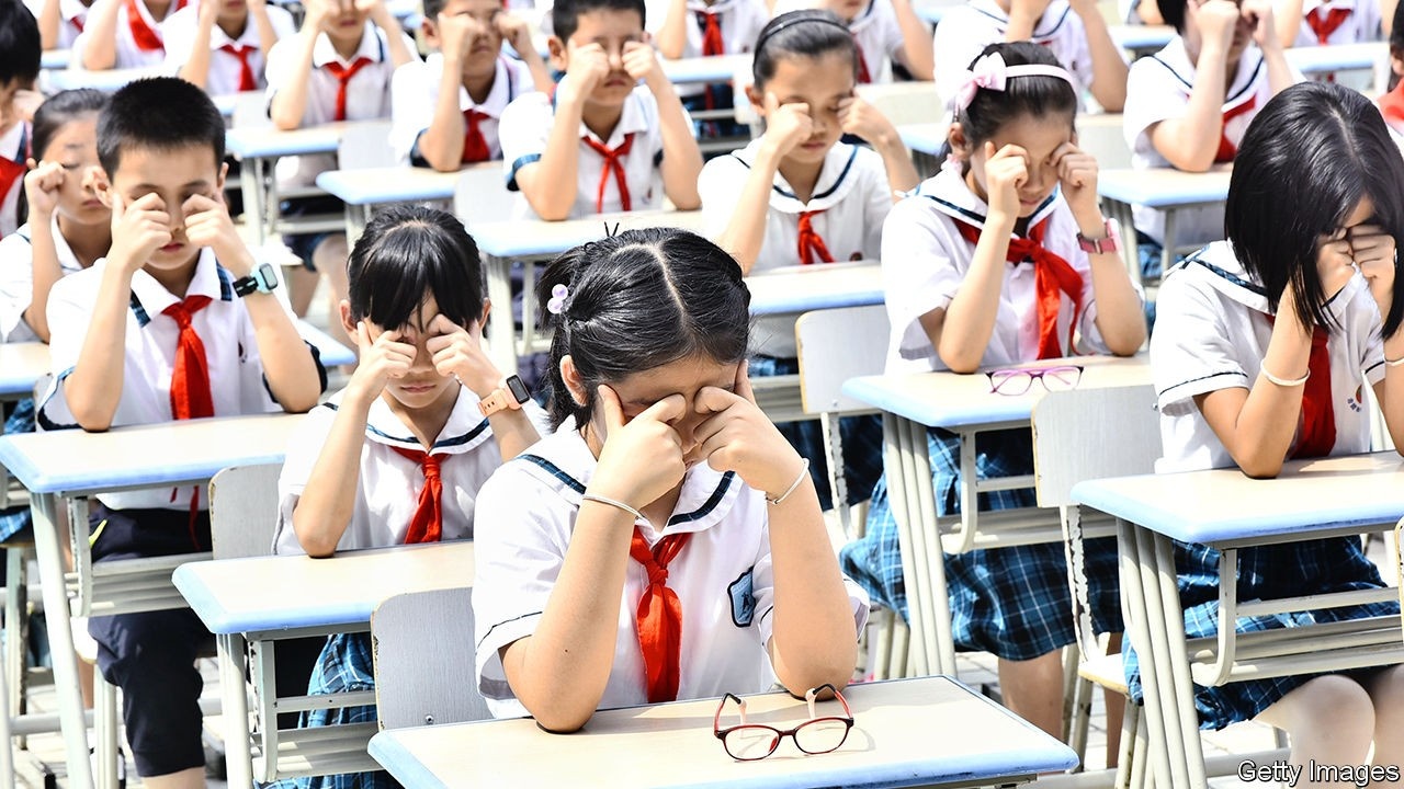 ty le can thi trung quoc gia tang anh 2