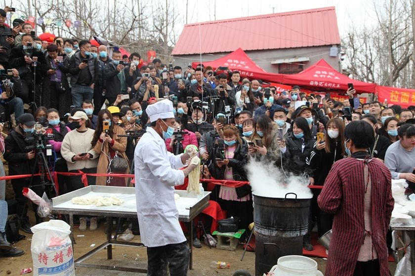 chang ban mi 15 nam khong len gia anh 2