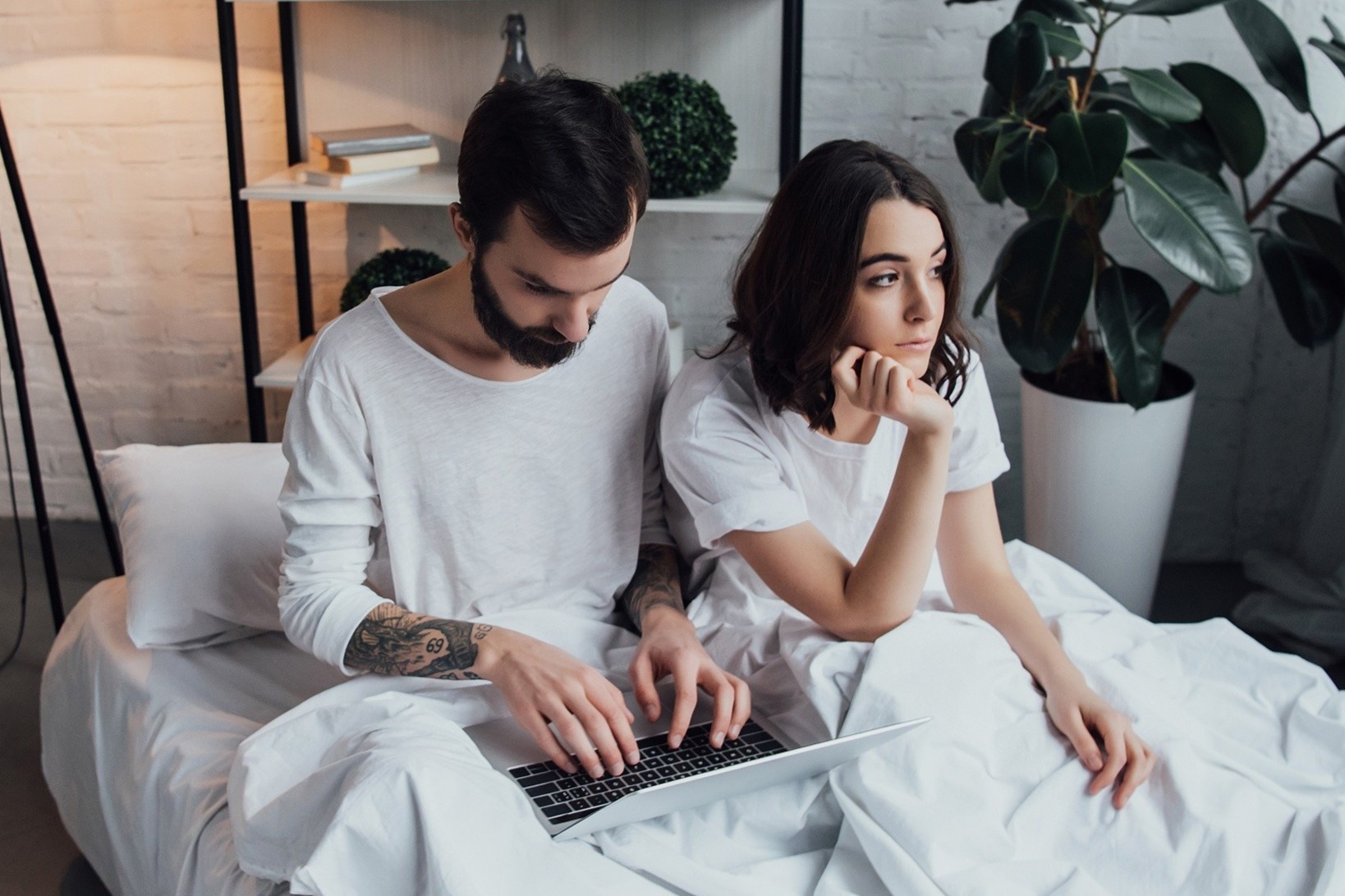 ‘Toi danh mat ham muon tinh duc do dai dich’ hinh anh