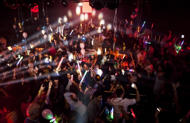 tiec tung mua dich anh 1