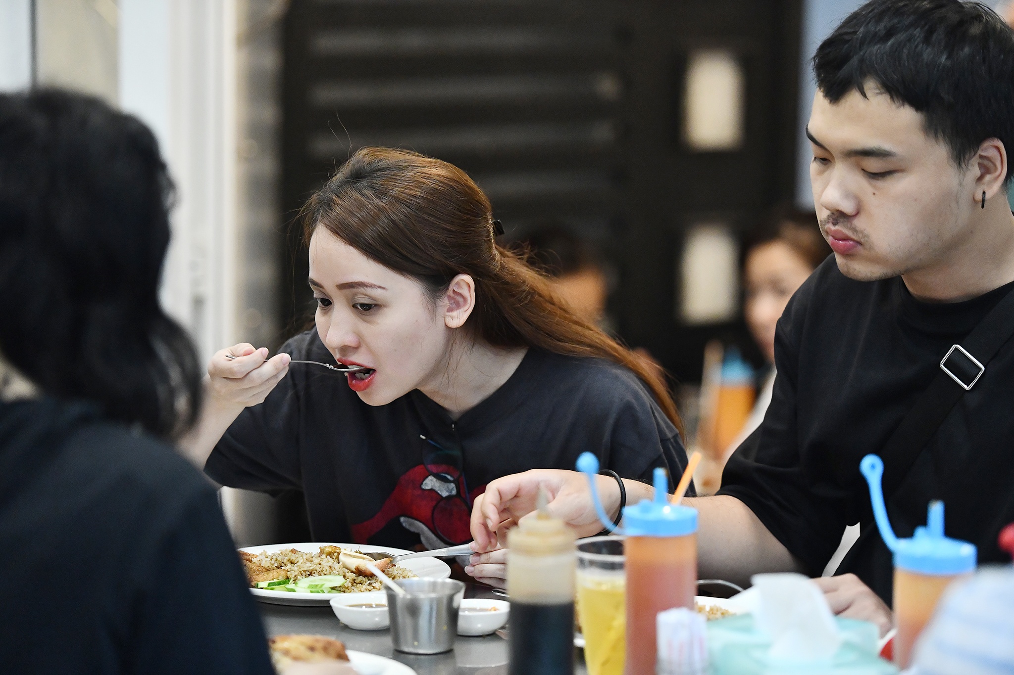 cơm gà xối mỡ bình dân quận 1 ảnh 7 com ga xoi mo binh dan quan 1 anh 7