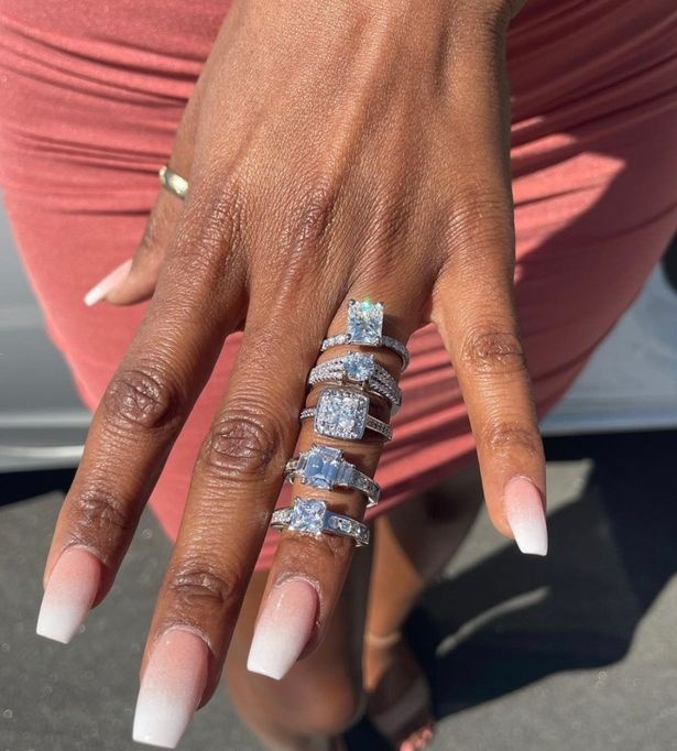 chang trai my cau hon bang 5 chiec nhan anh 2