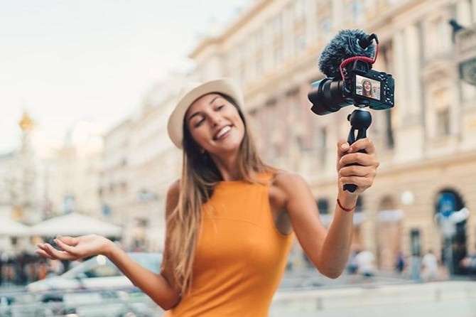 'Dung dang anh du lich song ao giua Covid-19' hinh anh