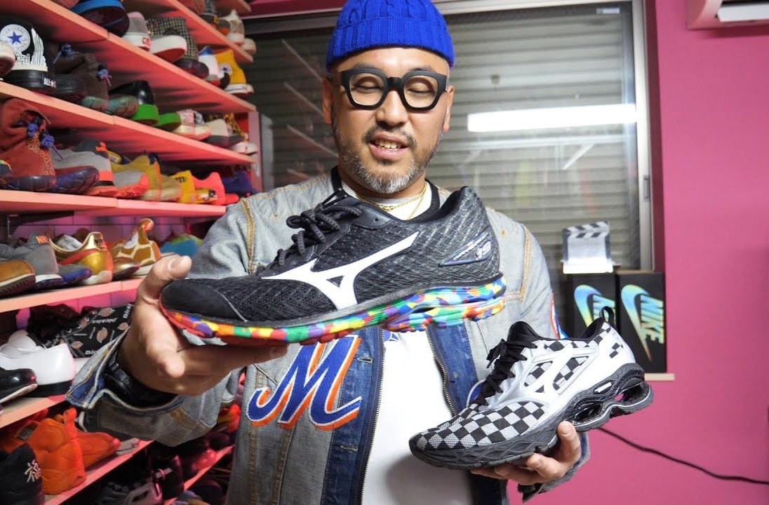 'Cho online' ban lai giay hiem no ro o Han Quoc hinh anh