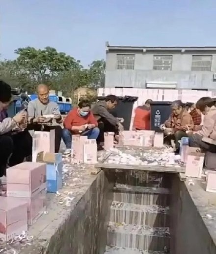 đổ bỏ sữa để bình chọn thần tượng ảnh 1 do bo sua de binh chon than tuong anh 1