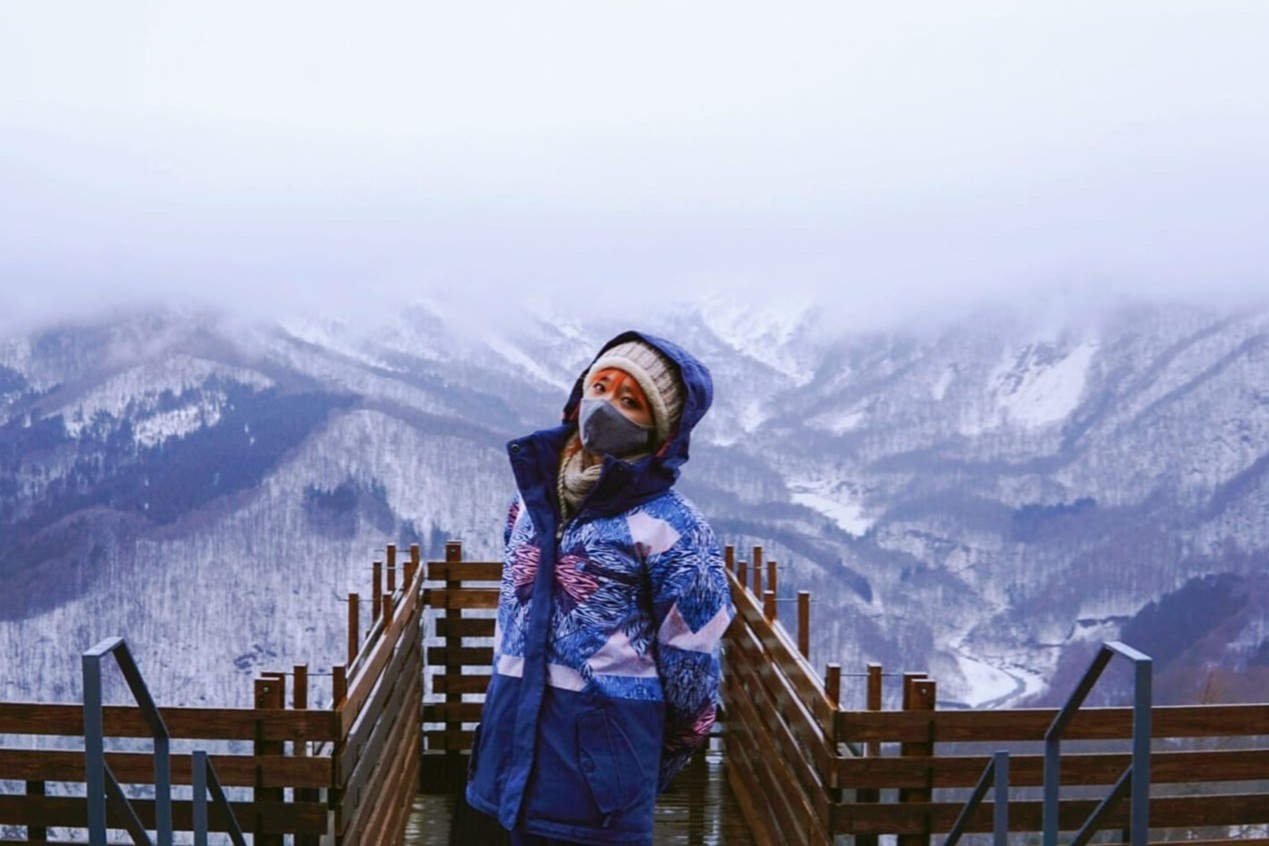 du hoc giua covid-19 anh 2