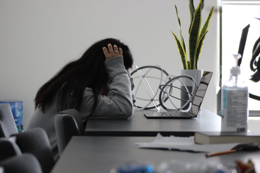 văn hóa làm việc kiệt sức ảnh 3 van hoa lam viec kiet suc anh 3