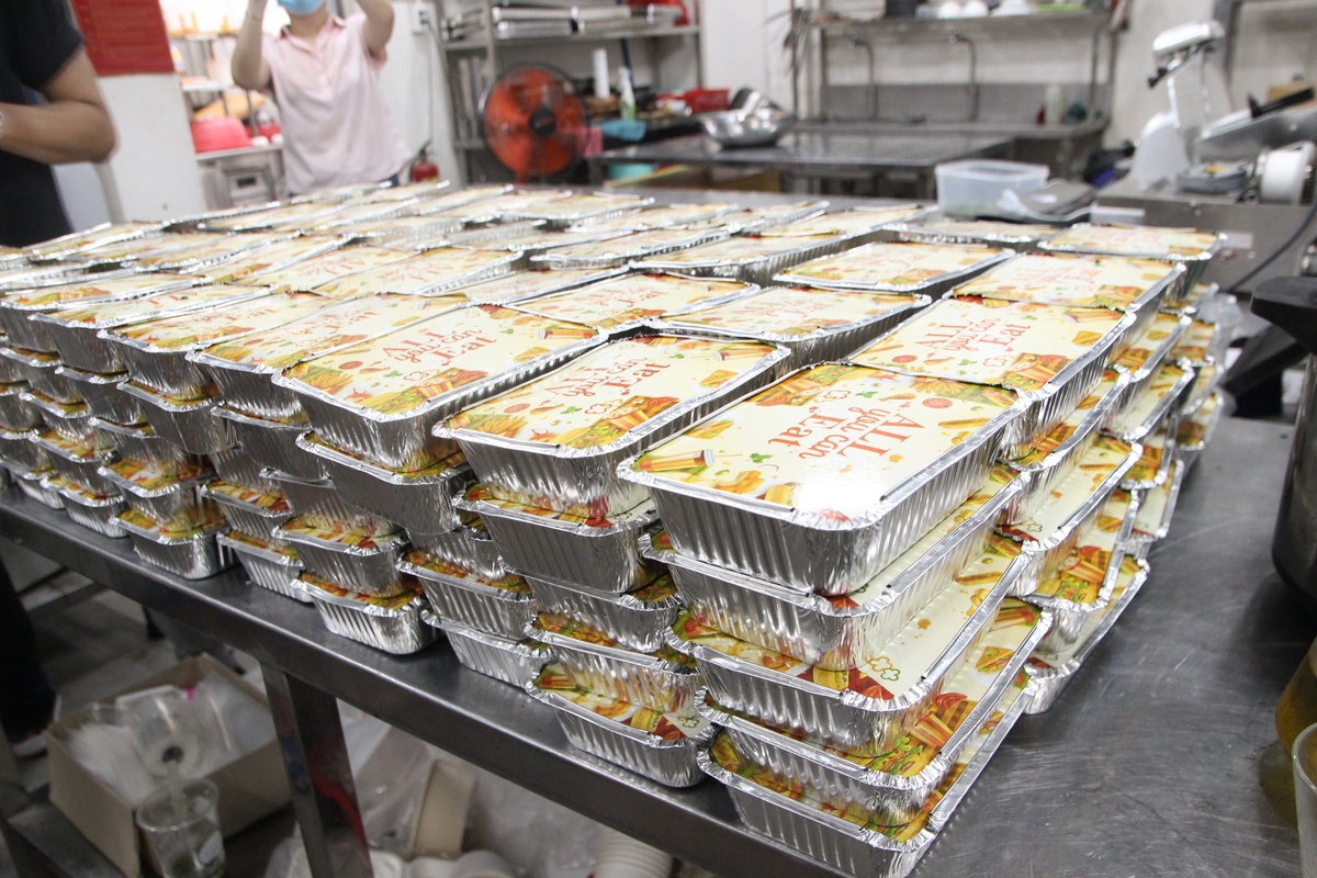 cung cap suat an cho bac si chong dich o tphcm anh 2