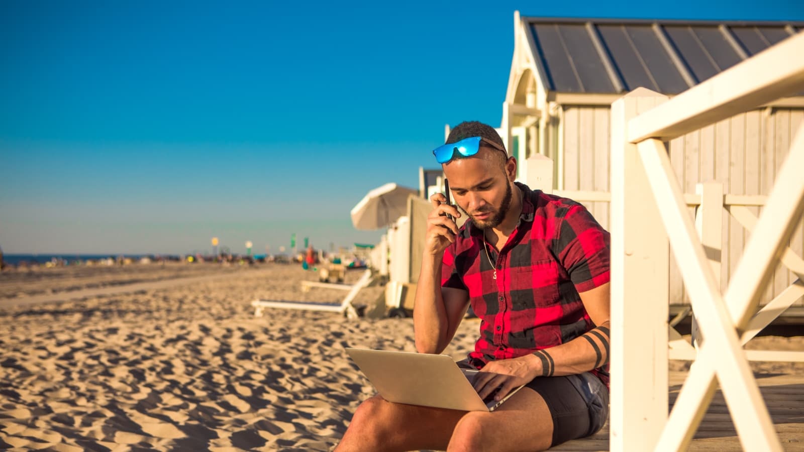 nguoi my lam viec tu xa giua covid-19 anh 2