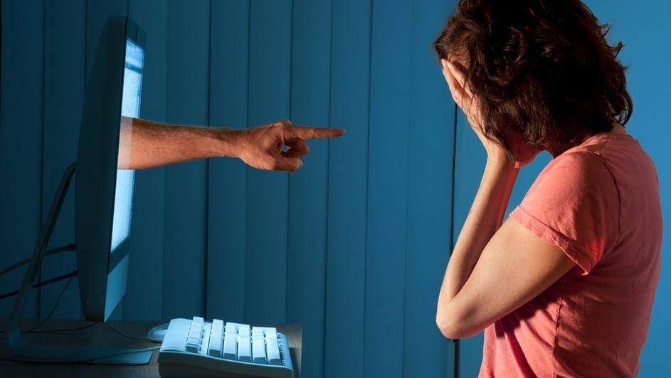 người mỹ từ bỏ mạng xã hội vì bắt nạt mạng ảnh 3 nguoi my tu bo mang xa hoi vi bat nat mang anh 3