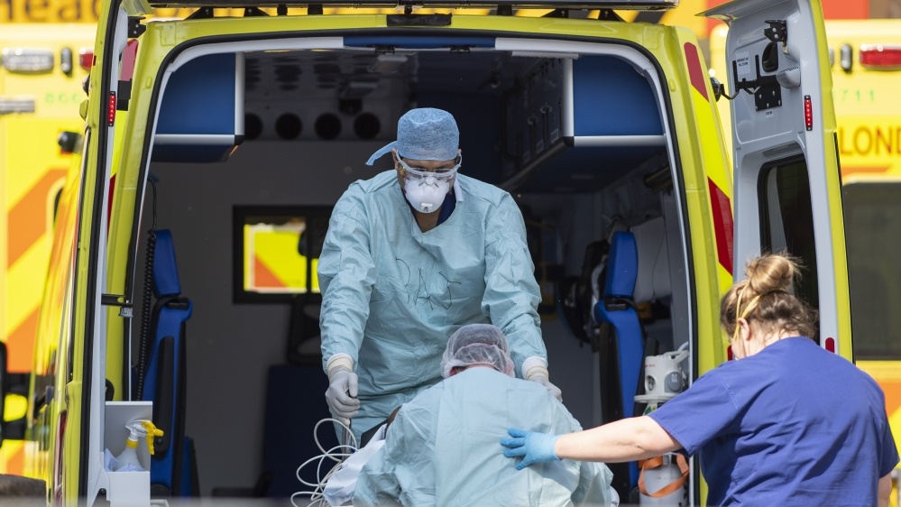 Nguoi Anh khong muon go phong toa hinh anh