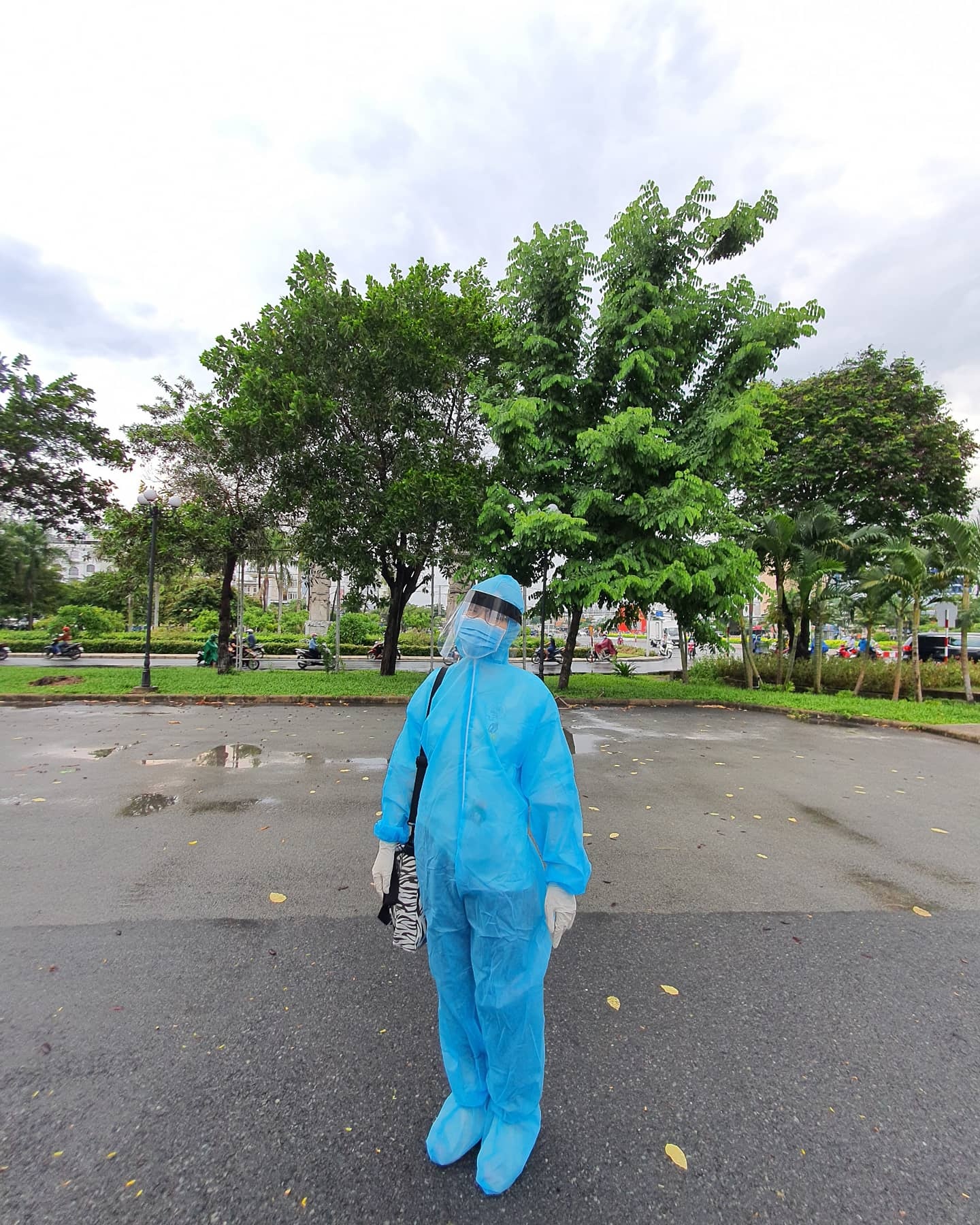 giới trẻ tp.hcm tình nguyện trực tổng đài 115 ảnh 5 gioi tre tp.hcm tinh nguyen truc tong dai 115 anh 5