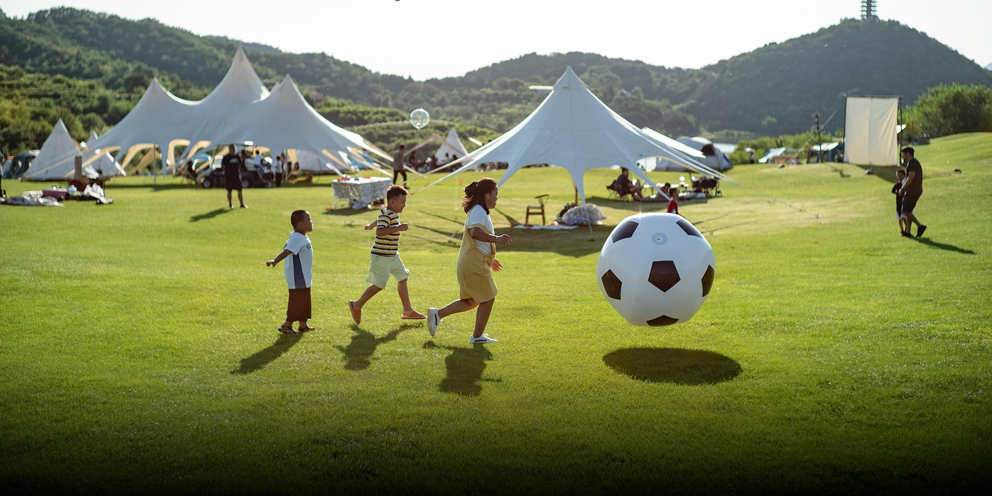 nguoi trung quoc chuong cam trai xa xi anh 1