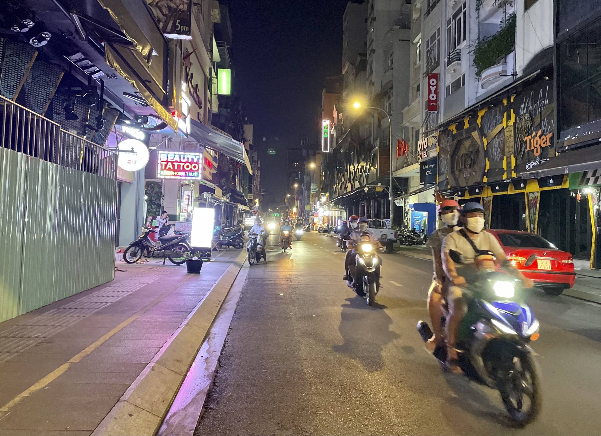 bùi viện và thảo điền vắng vẻ dịp halloween ảnh 5 bui vien va thao dien vang ve dip halloween anh 5