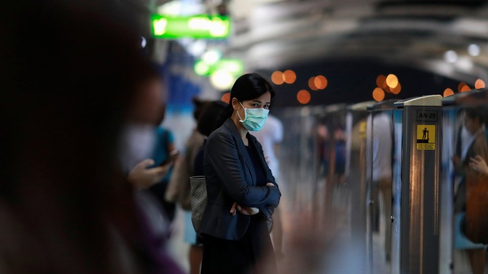 bi cat tai khi di hop dem anh 2