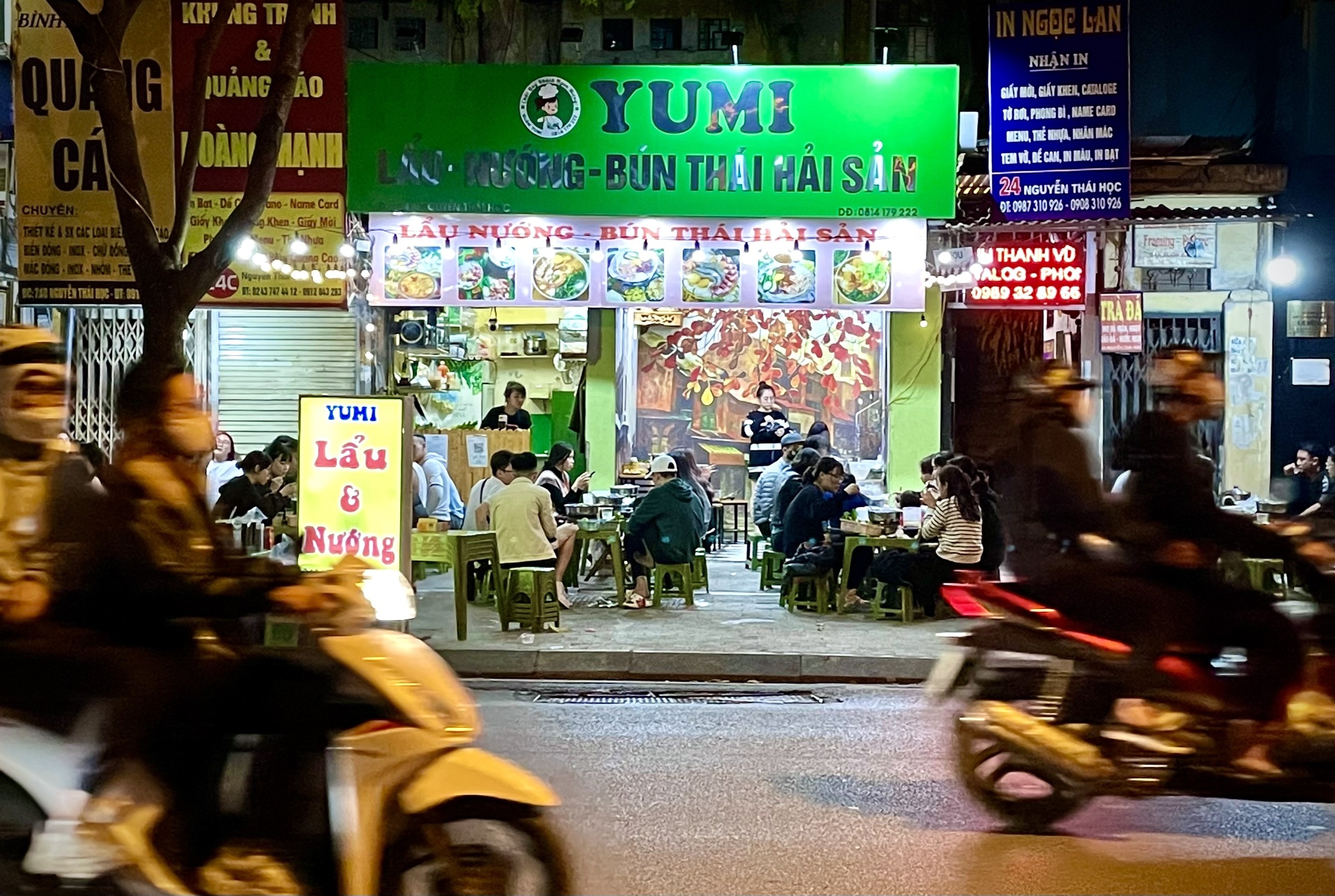 hang quan o ha noi am dam dip cuoi nam anh 6