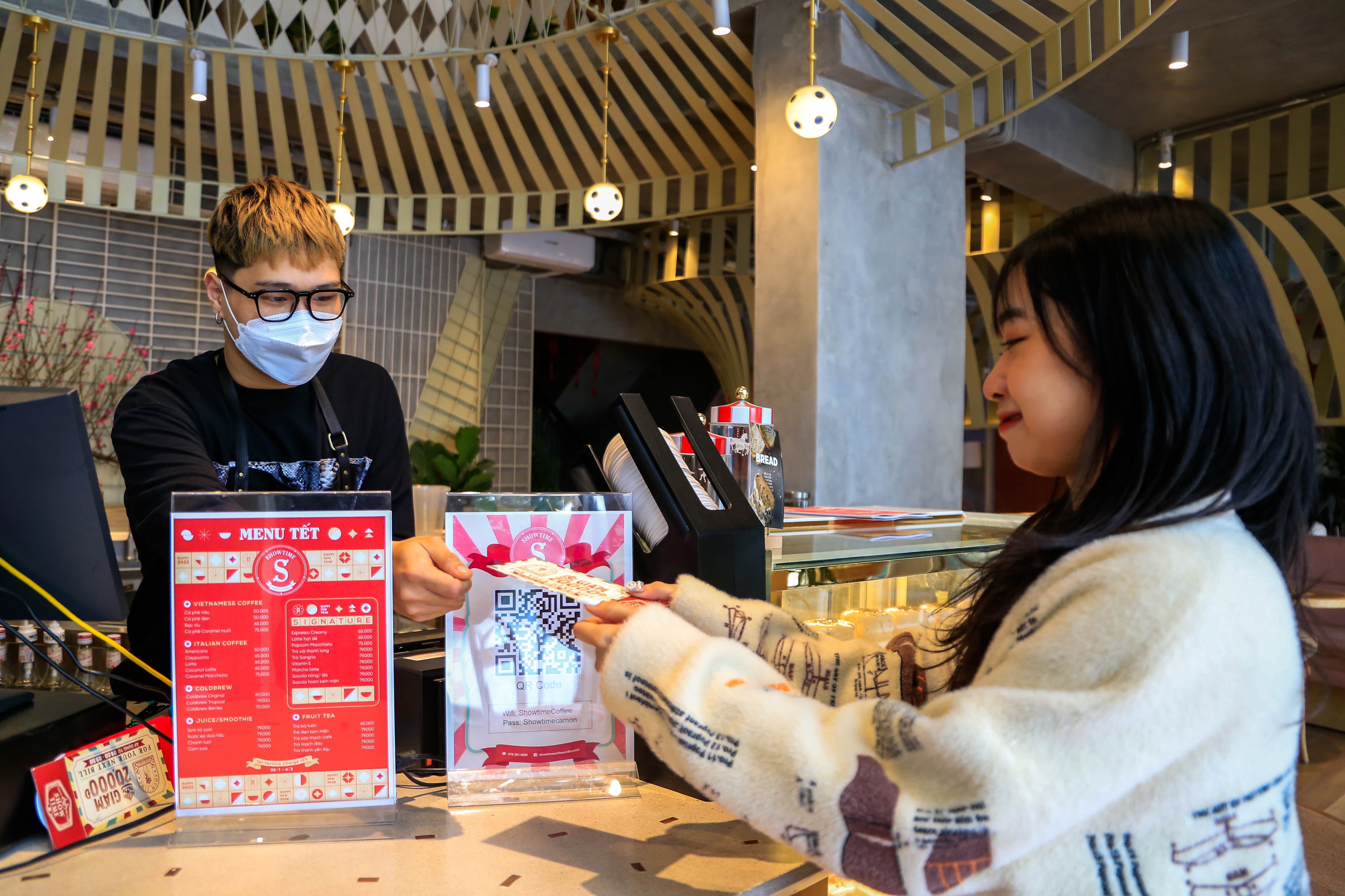 ca phe mo xuyen tet anh 8