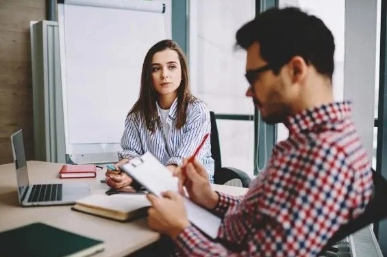 Lam the nao de phan bien cap tren hinh anh